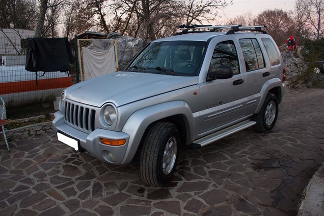Jeep Cherokee 2.5 CRD Limited Edition INDEX OGLASI
