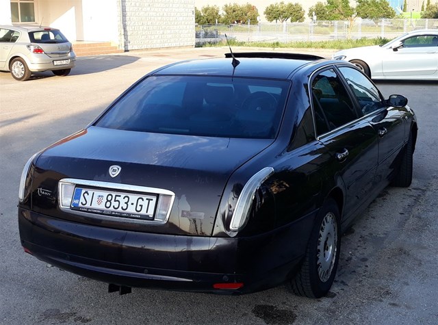Lancia thesis oglasi 05 image
