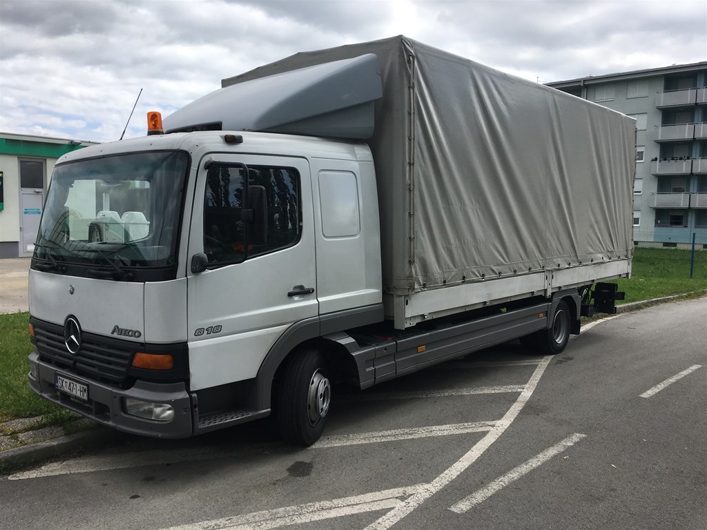 Мерседес atego 818