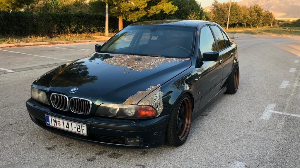 BMW E39 2.5 TDS *HITNO* INDEX OGLASI