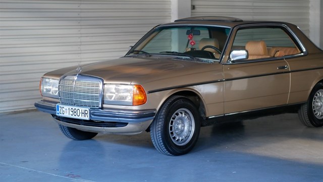 MercedesBenz 123 W123 coupe, 230C, 1980.g, automatik
