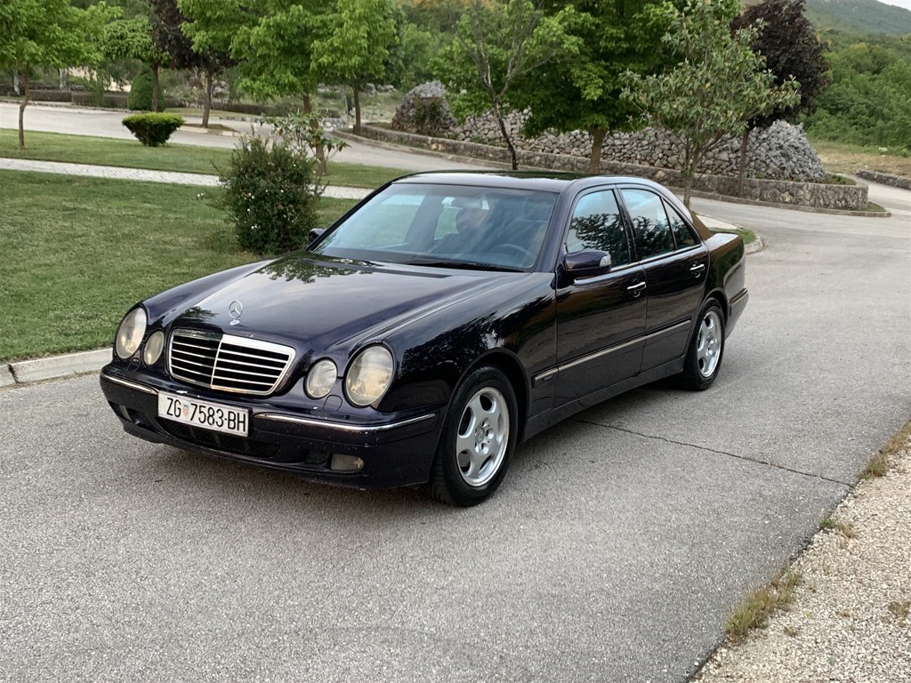 Фары на w210