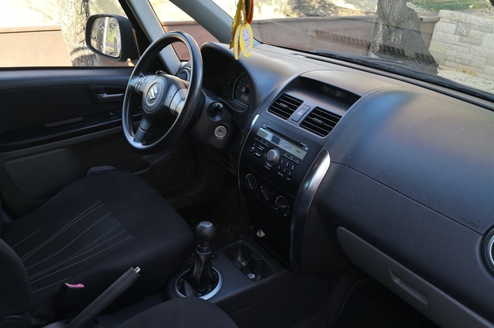 Suzuki SX4 1.6 4WD GLX BRC Plin INDEX OGLASI