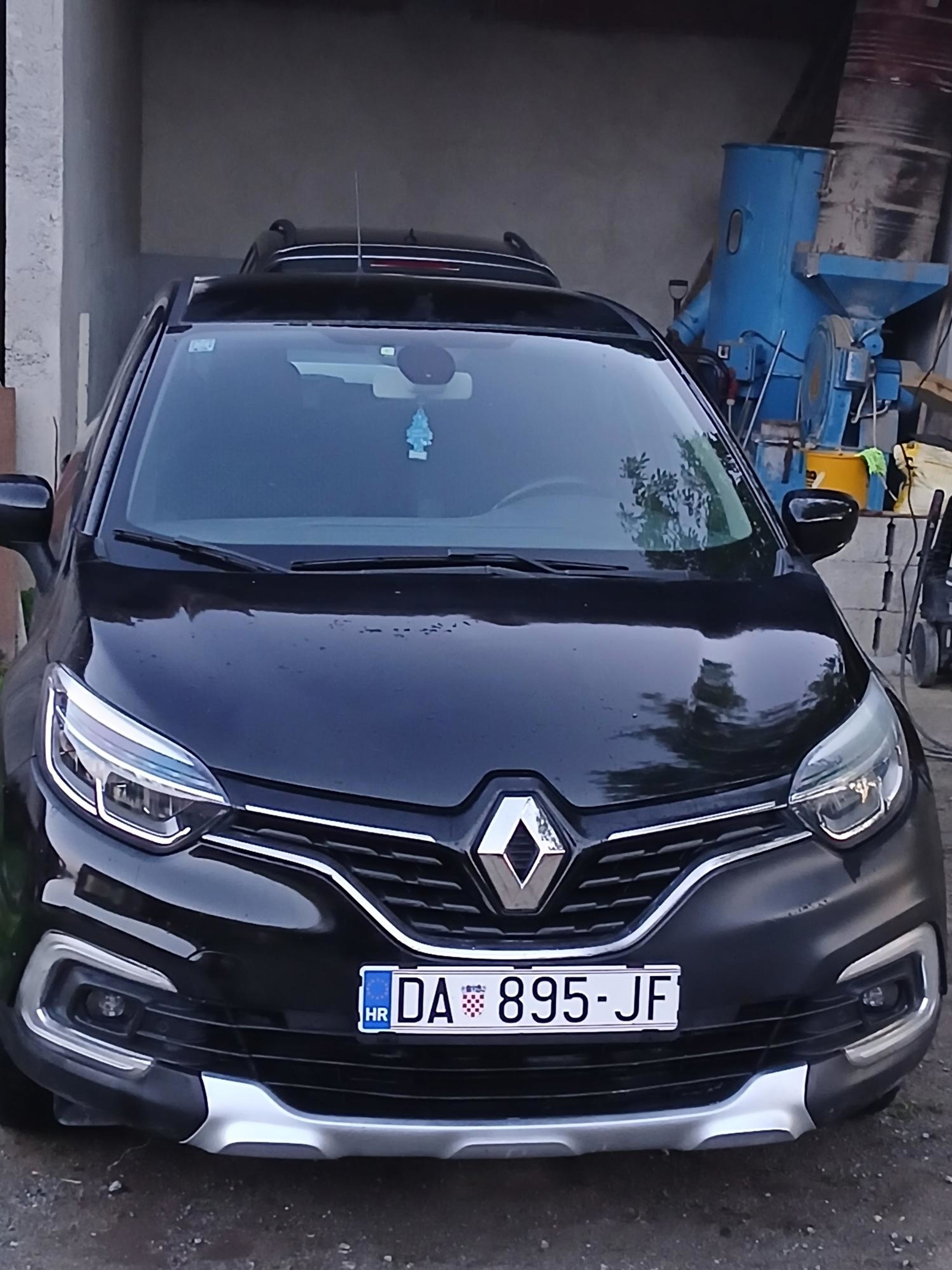 Renault Captur 1.5 DCi 110ks- 6 BRZINA, LED, KAM, ANDRIOD, fotografija 1