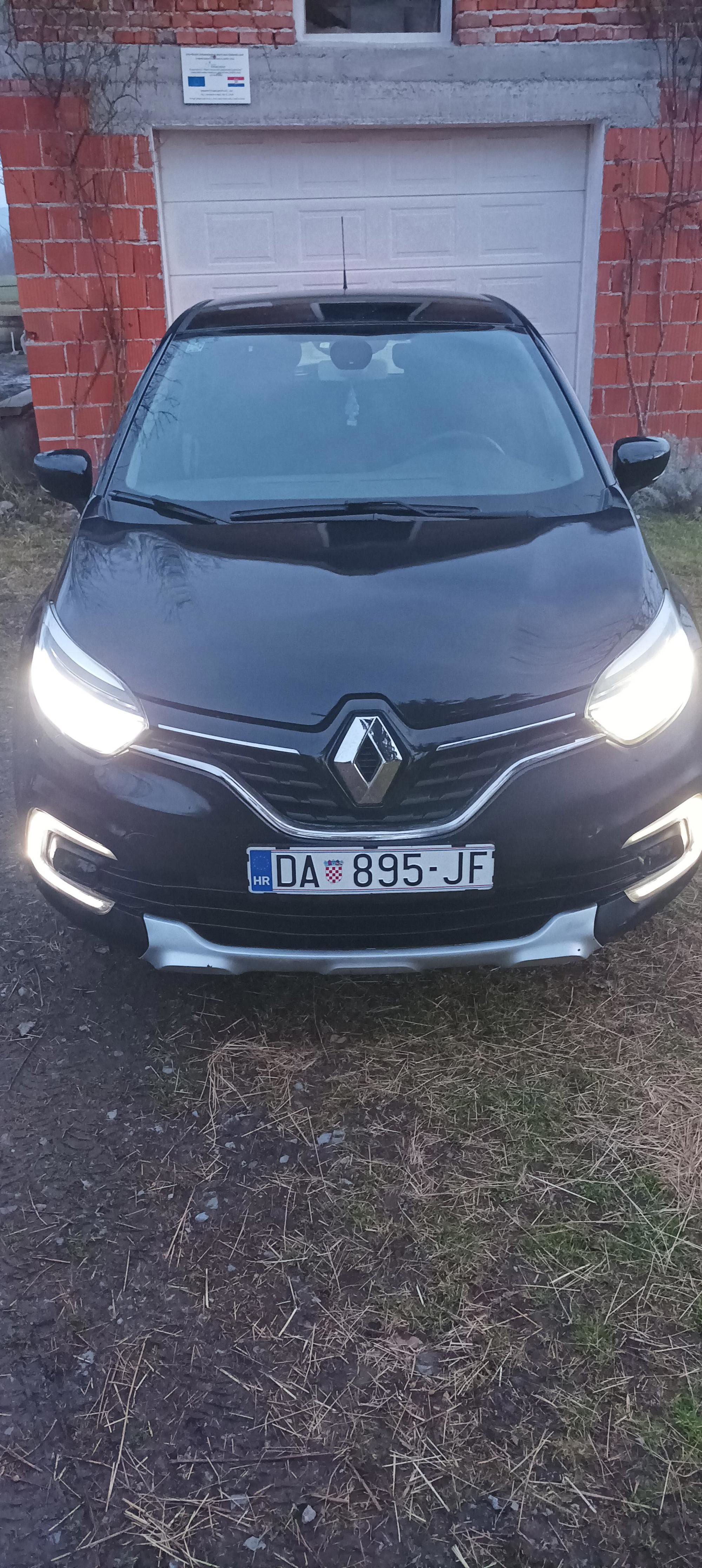 Renault Captur 1.5 DCi 110ks- 6 BRZINA, LED, KAM, ANDRIOD, fotografija 3