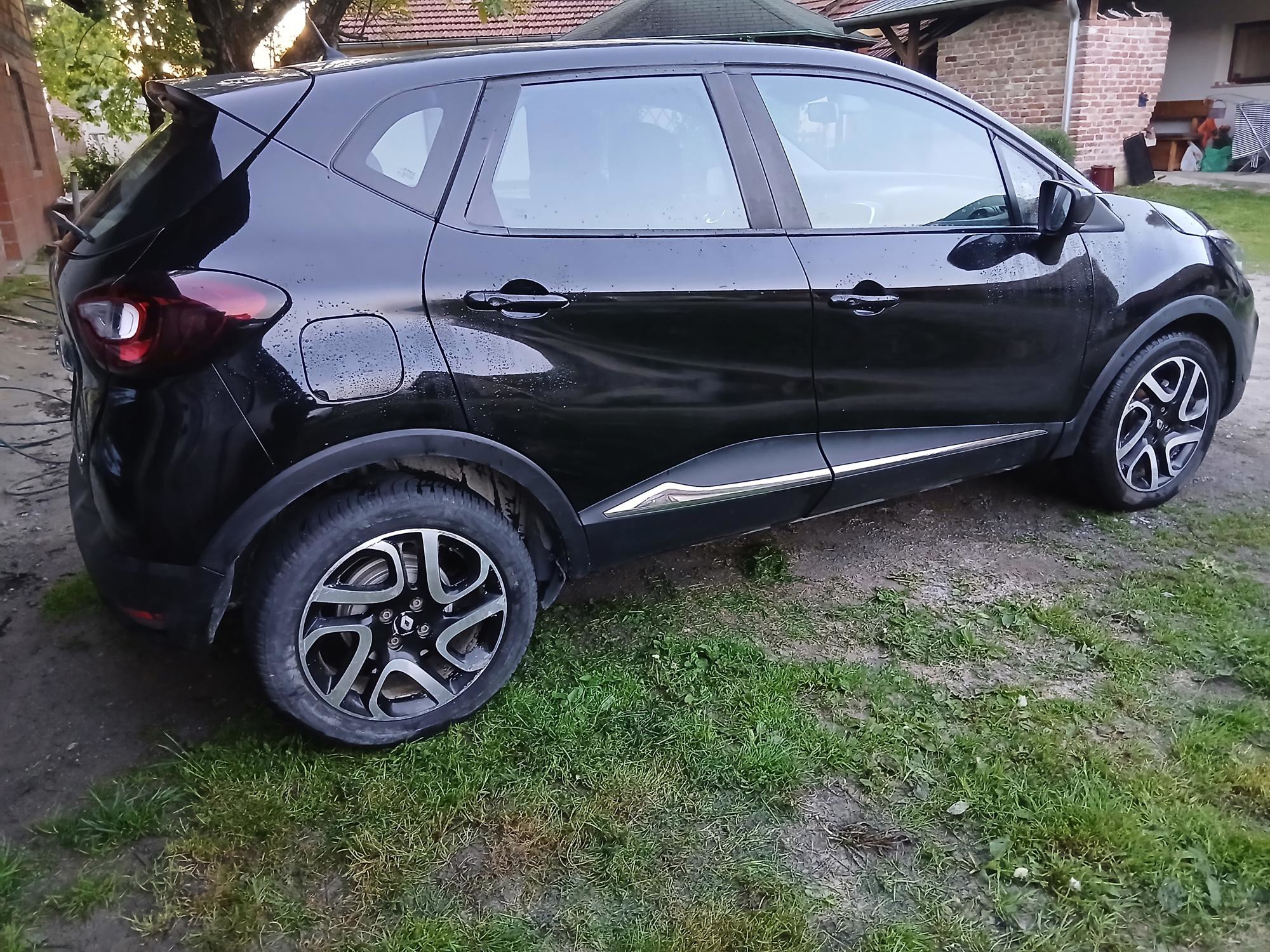 Renault Captur 1.5 DCi 110ks- 6 BRZINA, LED, KAM, ANDRIOD, fotografija 12