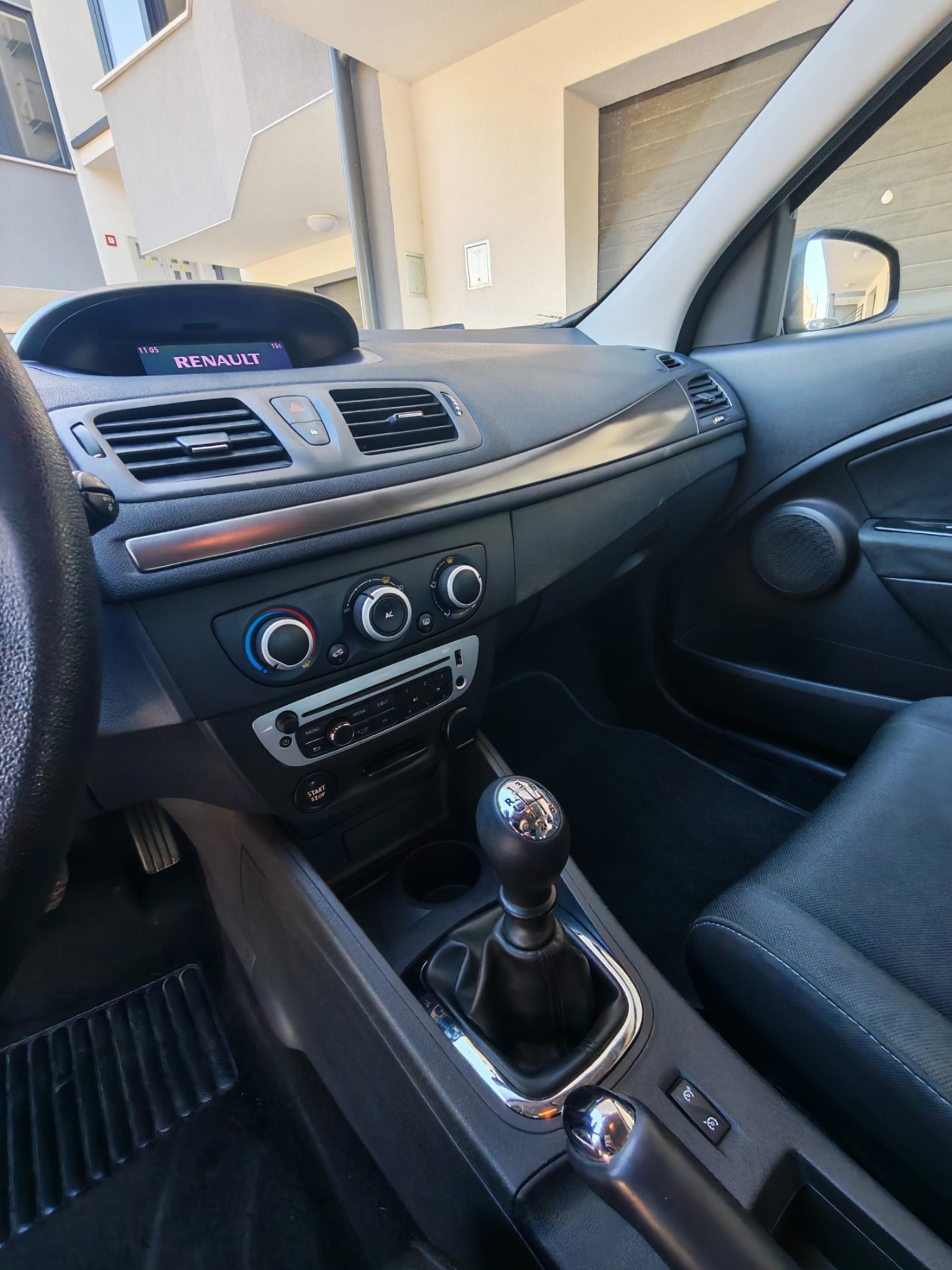 Renault Megane 3 Grandtour, fotografija 4