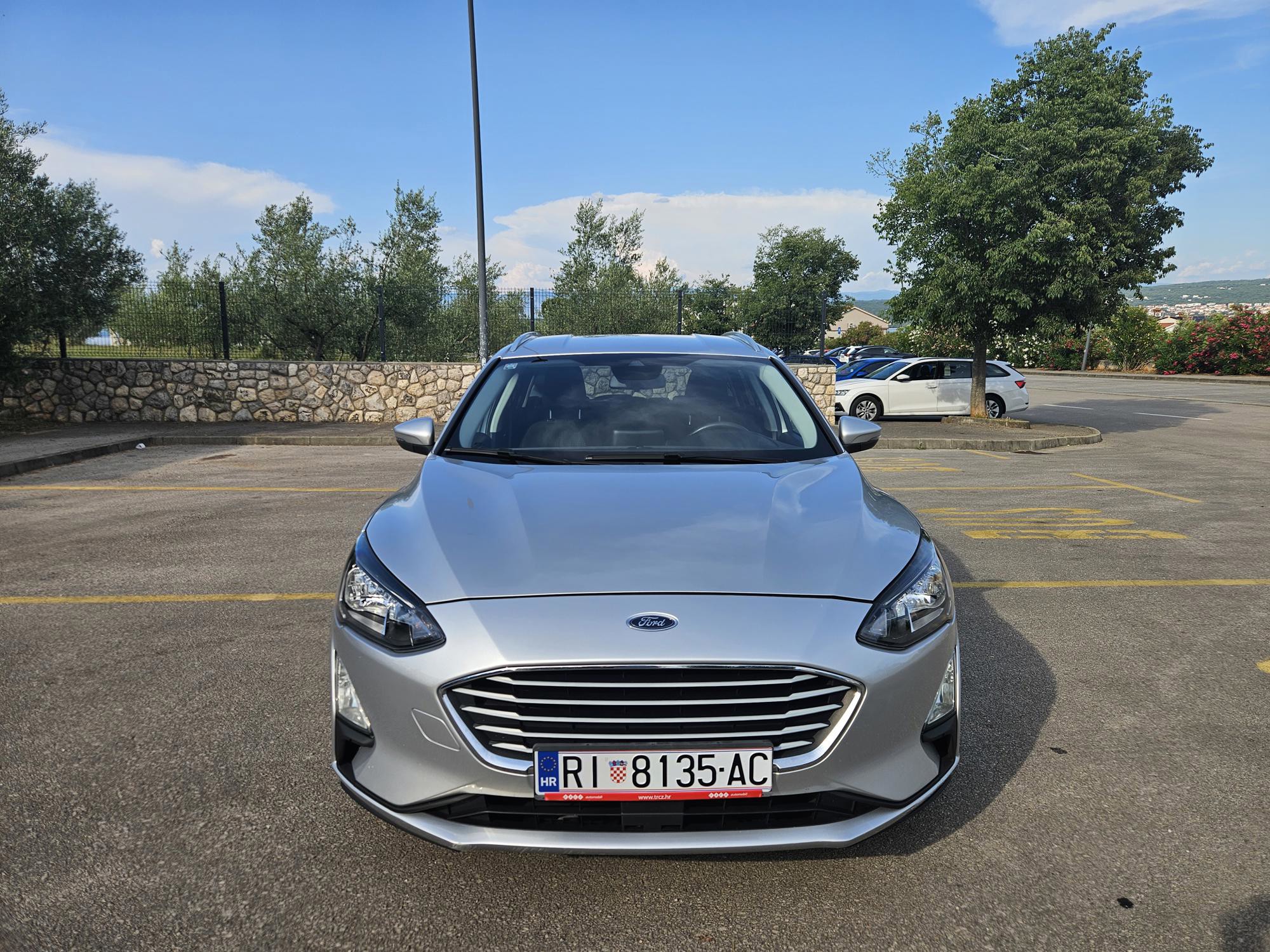 HITNO! 2021 Ford Focus Karavan 1.5 EcoBlue, fotografija 2