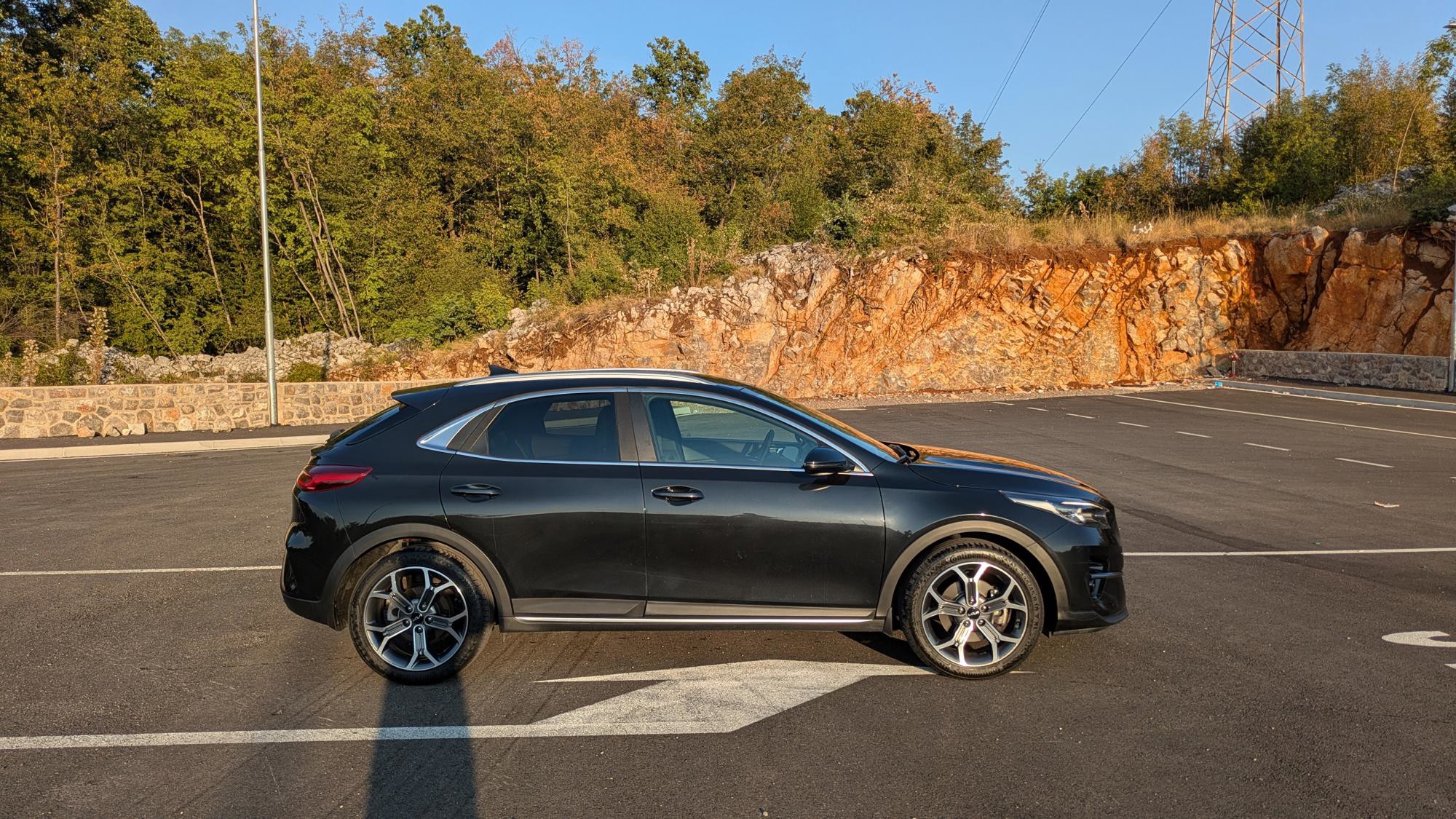 Kia XCeed 1.0 TGdi 2022, fotografija 4