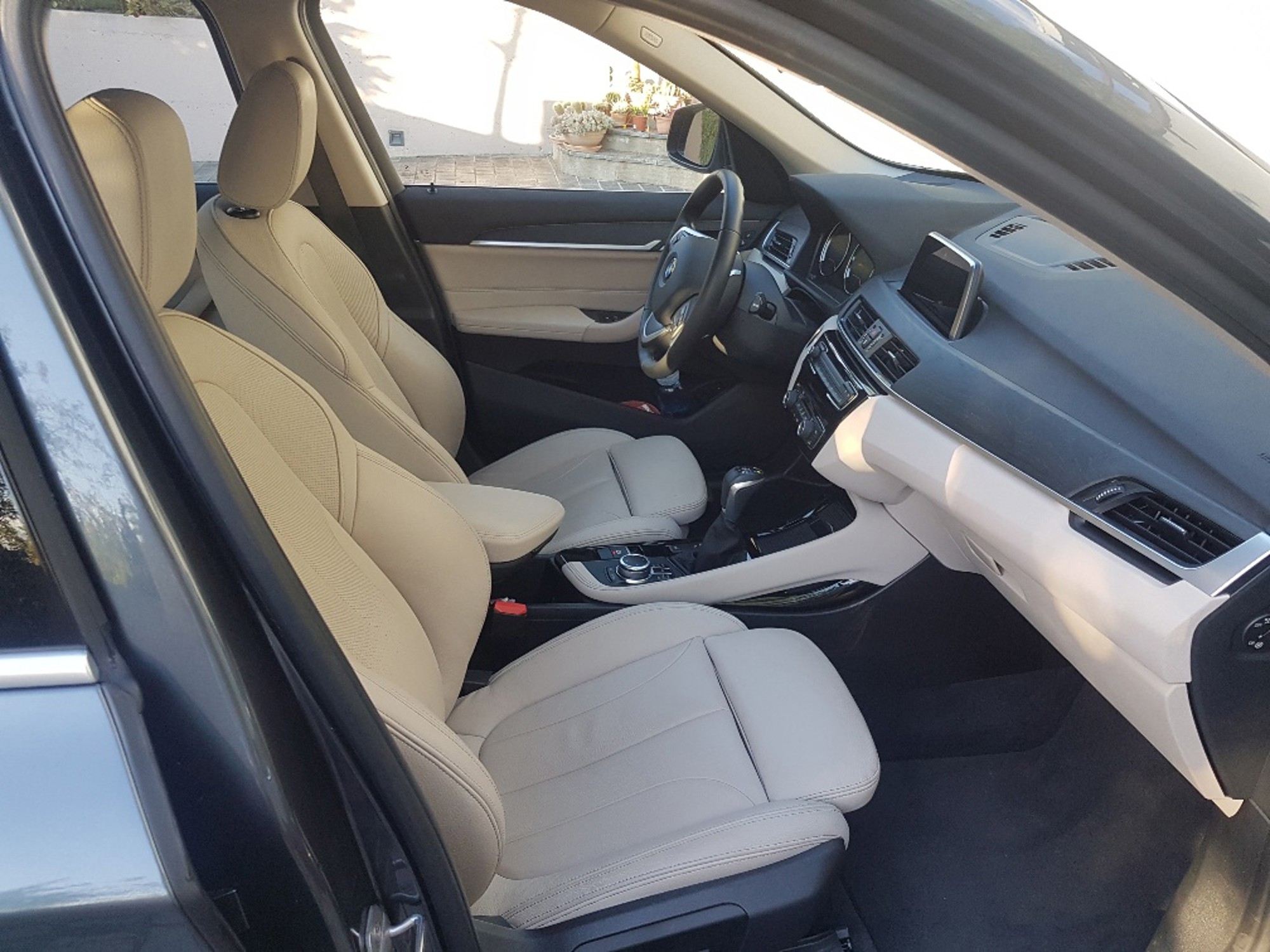 BMW X1 xDrive 25d, fotografija 6