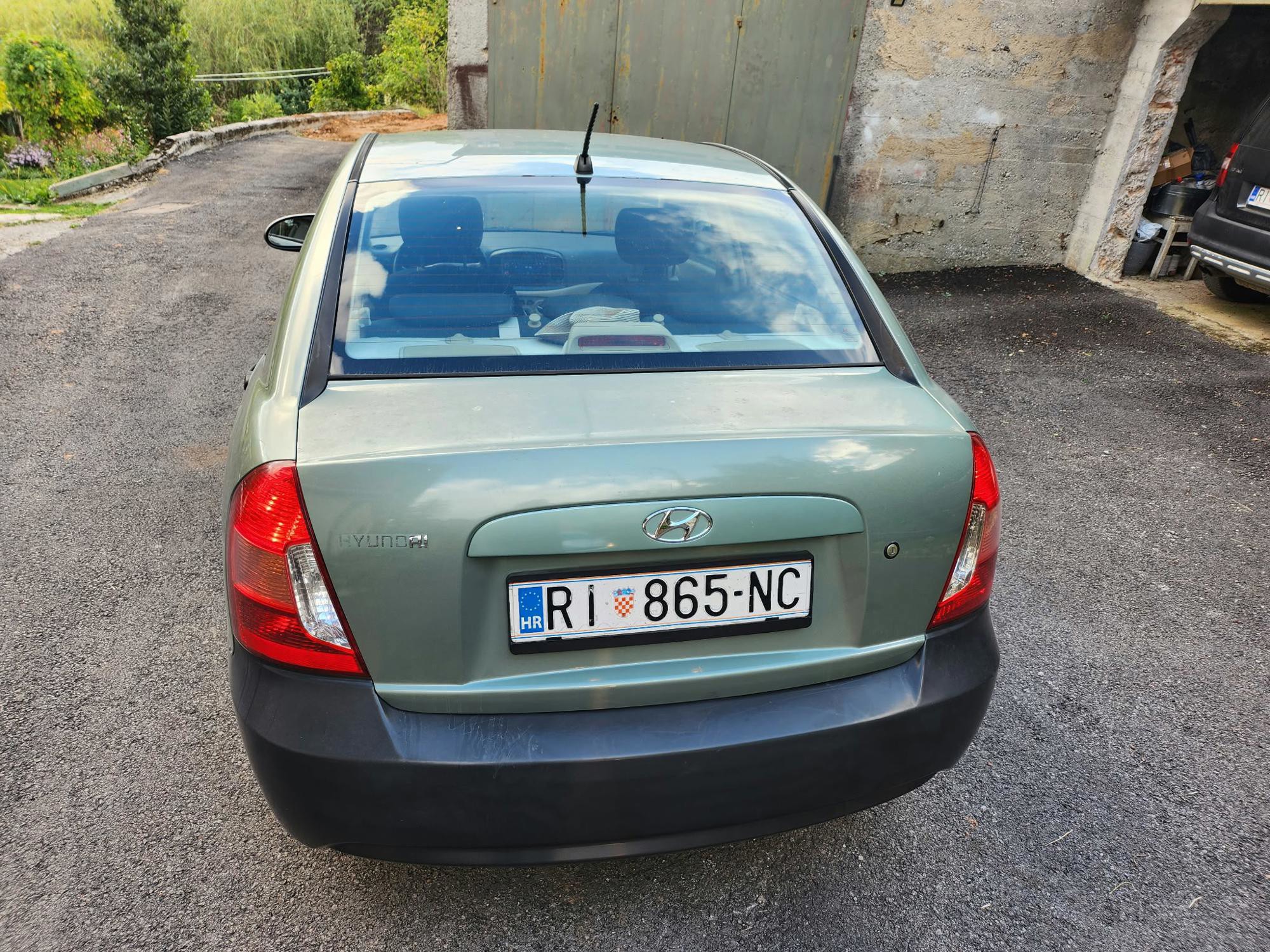 Hyundai accent, fotografija 2