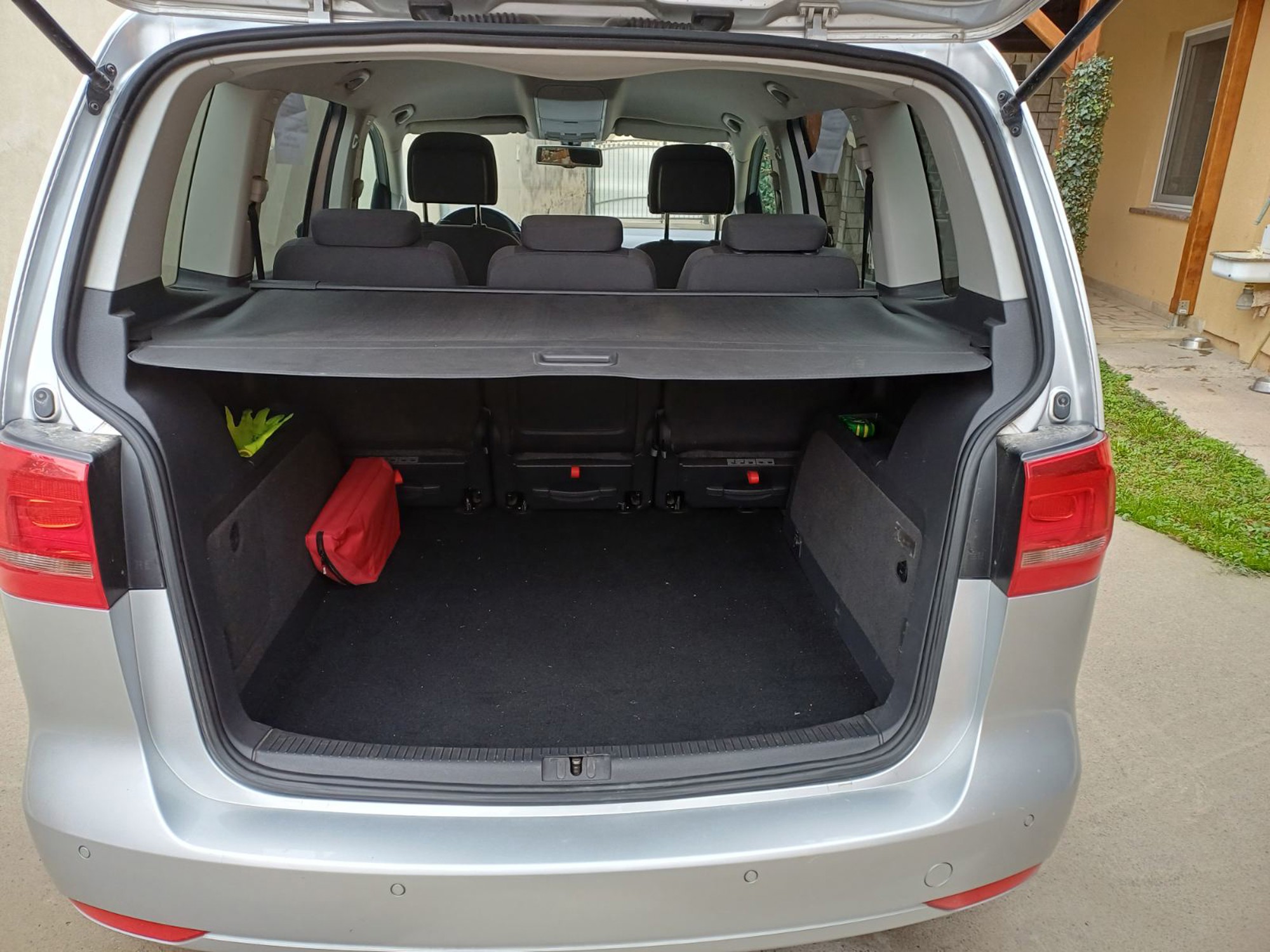 VW TOURAN 1.6 TDI, fotografija 9