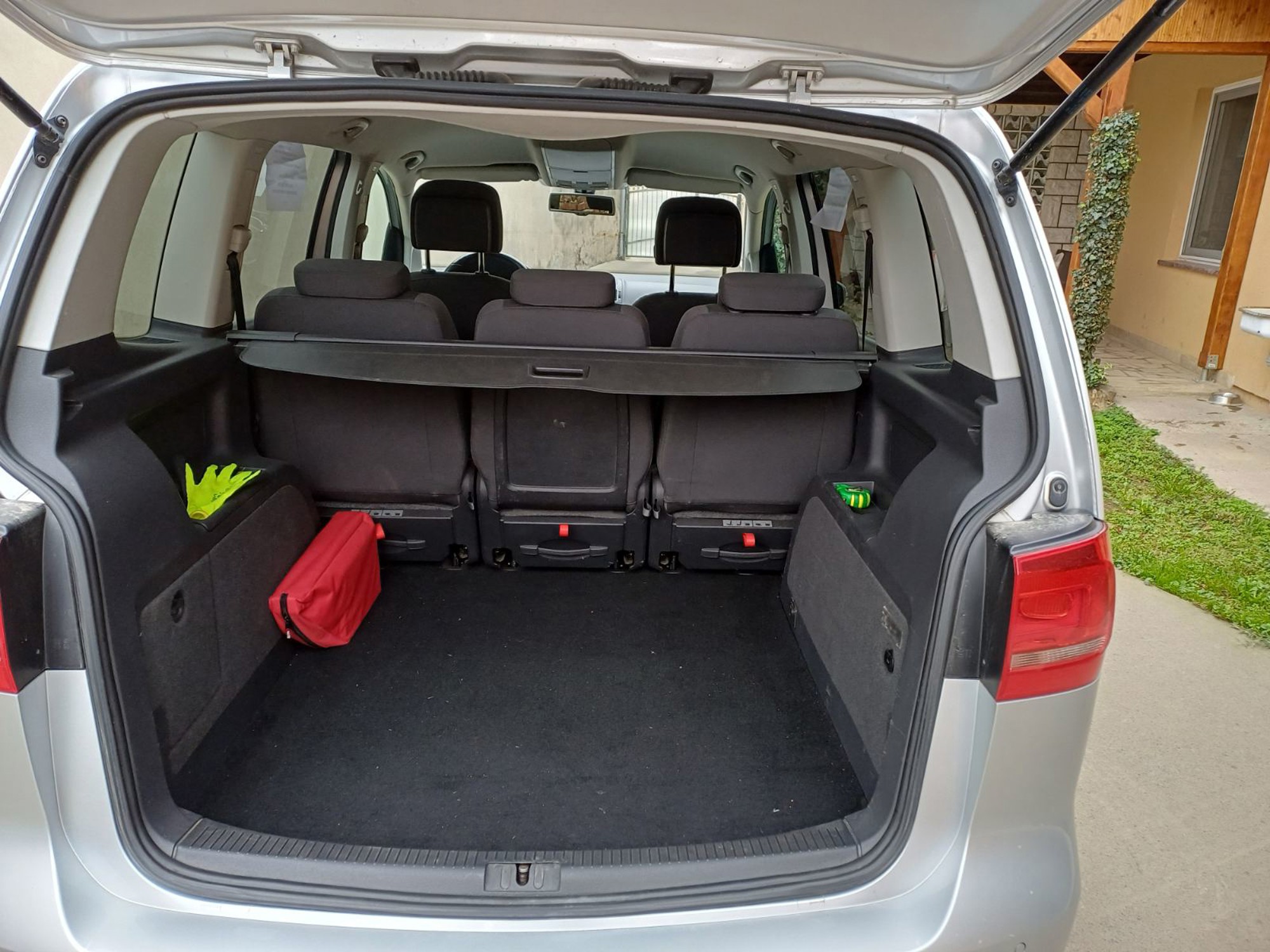 VW TOURAN 1.6 TDI, fotografija 8