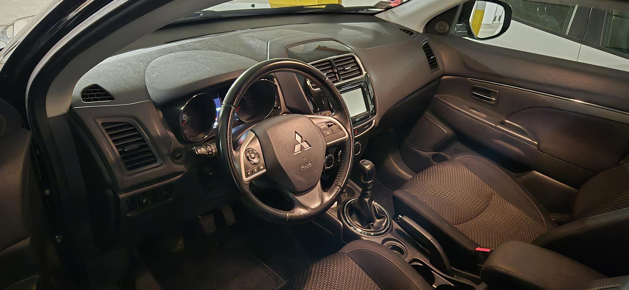 Mitsubishi ASX 1,8 DI-D Intense 2WD, 85kW, 2015., fotografija 2