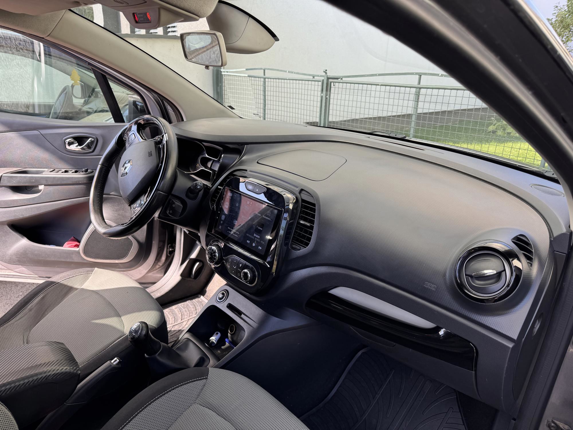 Renault Captur 15dci, fotografija 2