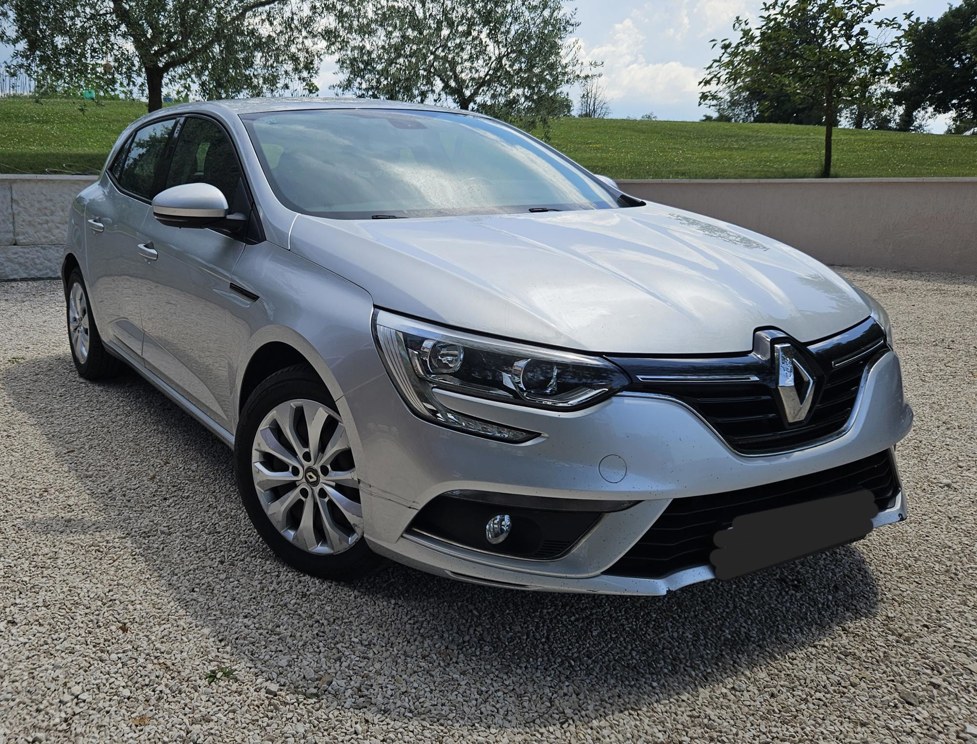 Renault Megane, registriran godinu dana, fotografija 3