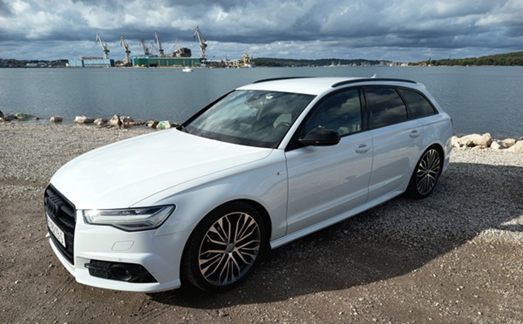 A6 Avant 2.0 Tdi 140 kw, fotografija 6