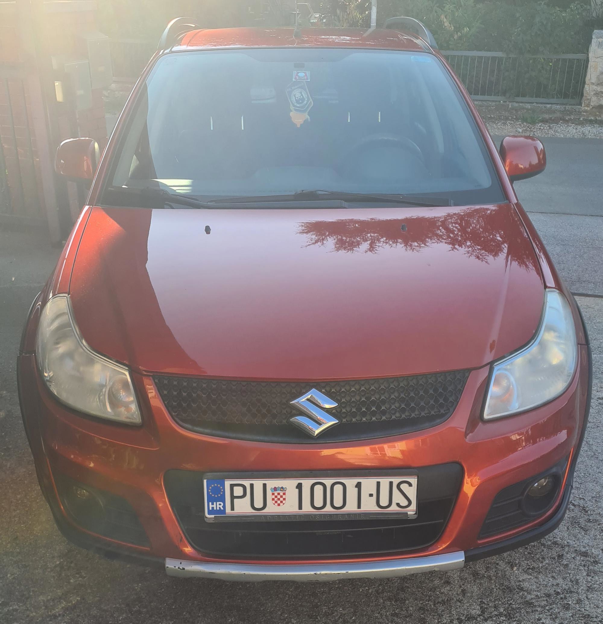 Suzuki SX4 1.6 benzinac 2011 god., fotografija 1