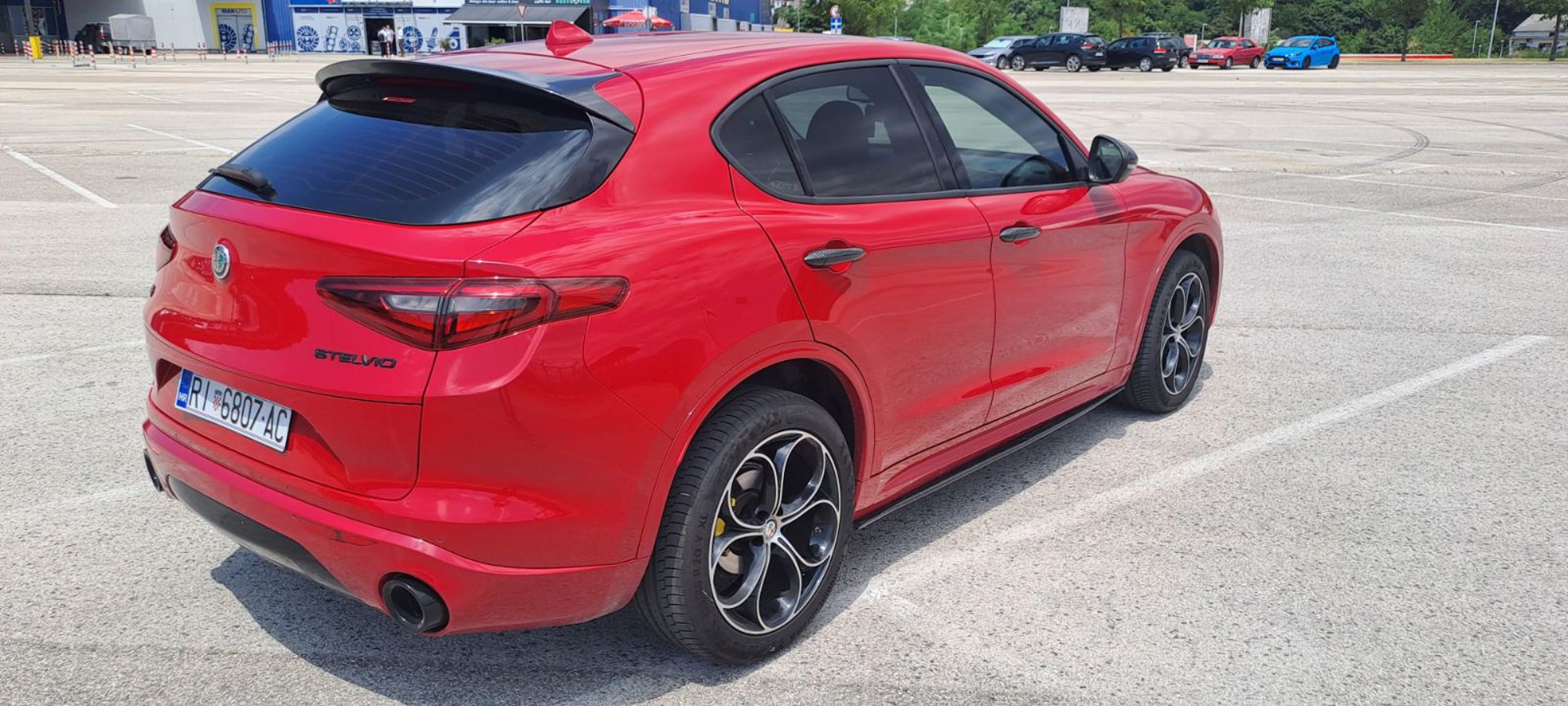 Alfa Romeo Stelvio, fotografija 5