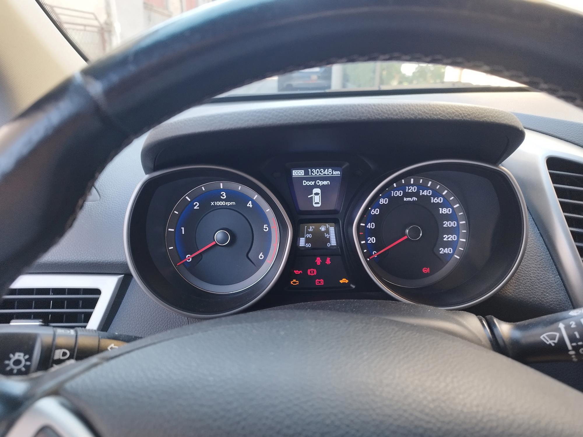 Hyundai i30 Karavan 2013. god, jedan vlasnik, parking kamera, alu naplatci, fotografija 3