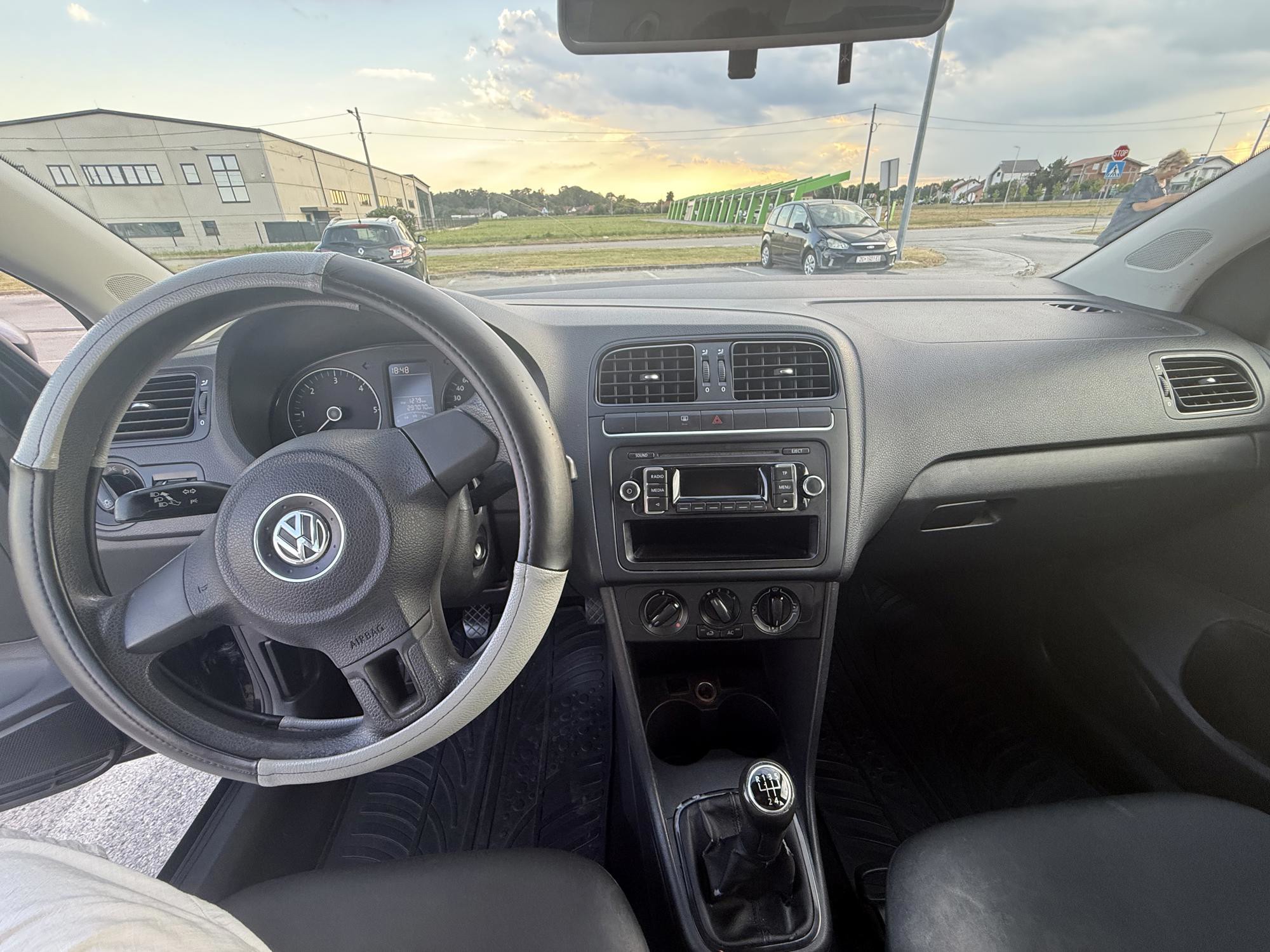 VW Polo 1.2 TDI, 75 KS, 2011., reg. 05/2027, fotografija 4