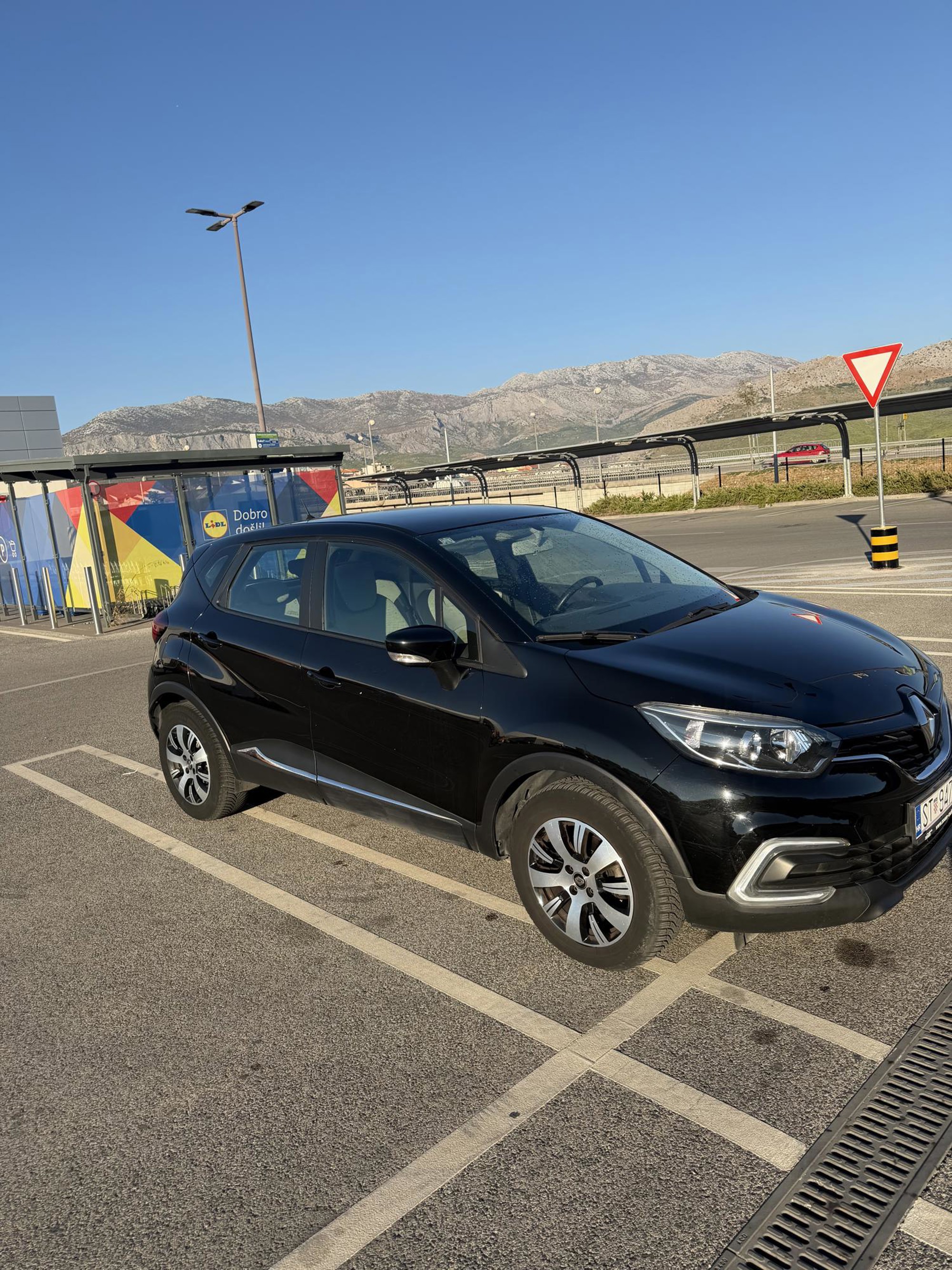 Renault Captur 2019 1.5 dci, pogled izvana - slika 1