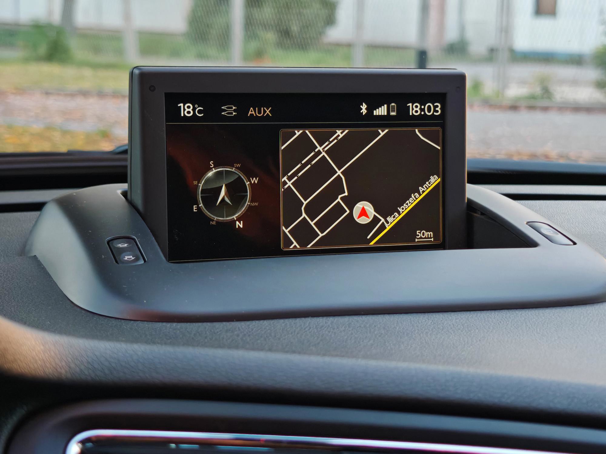 Peugeot 5008 2,0 BlueHDi Allure 3x isofix | servisna | Pano | xenon, fotografija 17