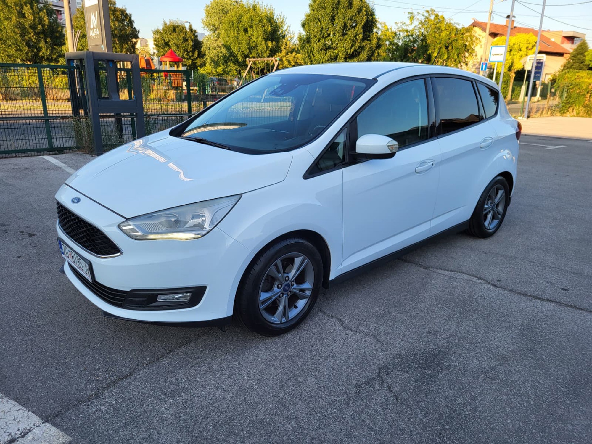 Ford C-Max 1.5 tdci 2019.g, fotografija 3