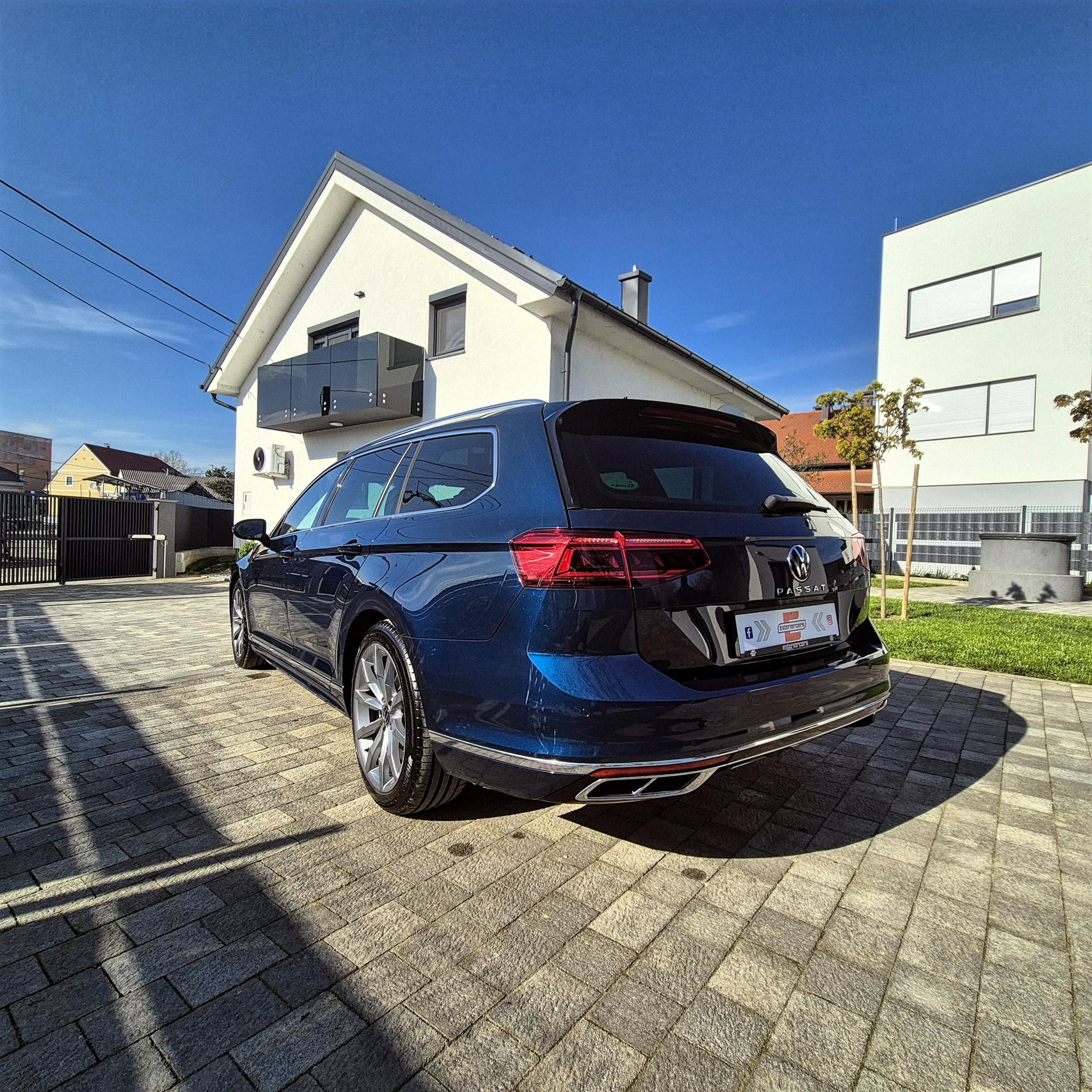 VW Passat Variant 2,0 TDI DSG R LINE Matrix | Pano | ACC | KAM | NAV | JAMSTVO, fotografija 4