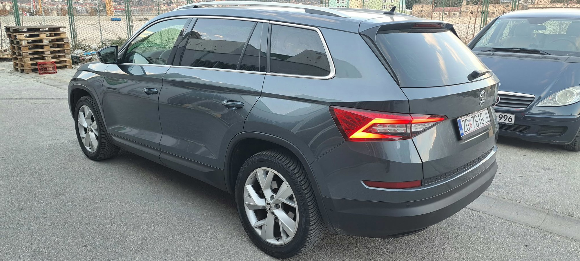 Škoda Kodiaq 2.0 TDI DSG, 7 sjedala, Matrix LED, 360°, kuka, servisna, fotografija 2