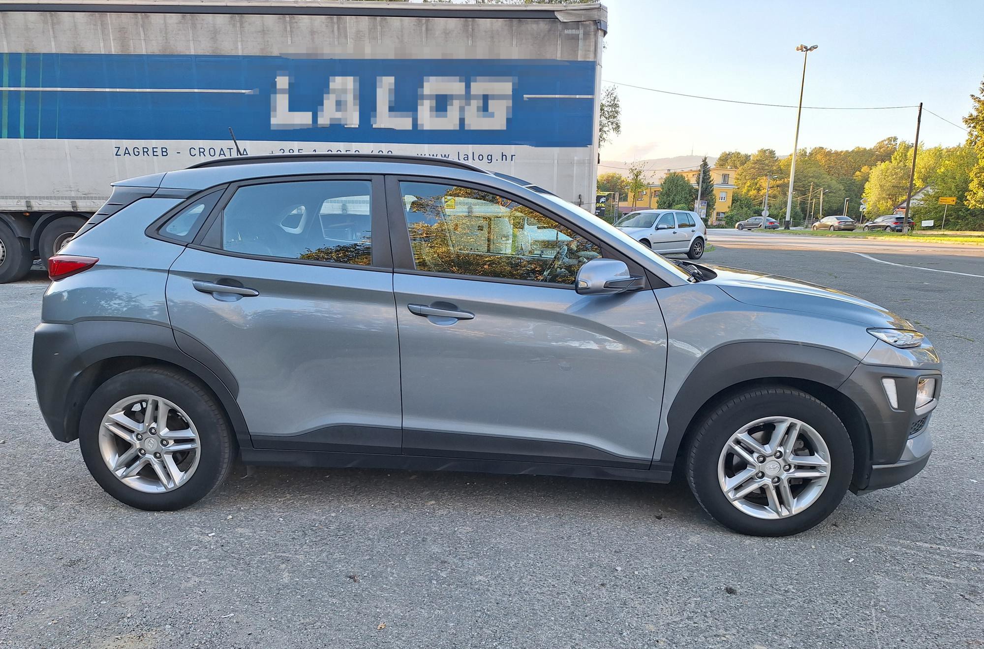 Hyundai Kona 2018. god, klima, aluminijski naplatci, parking kamera, fotografija 3