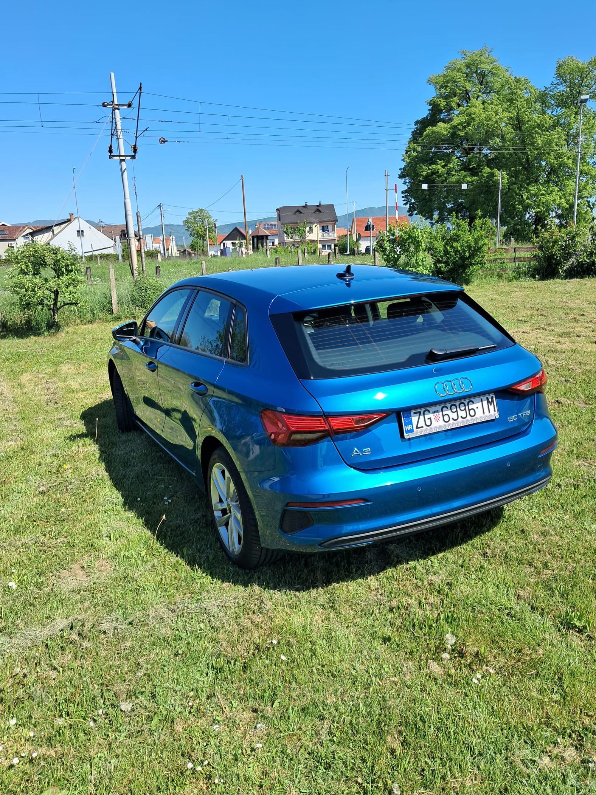 Audi A3 SB 30 TFSI S tr Edition 10, fotografija 3