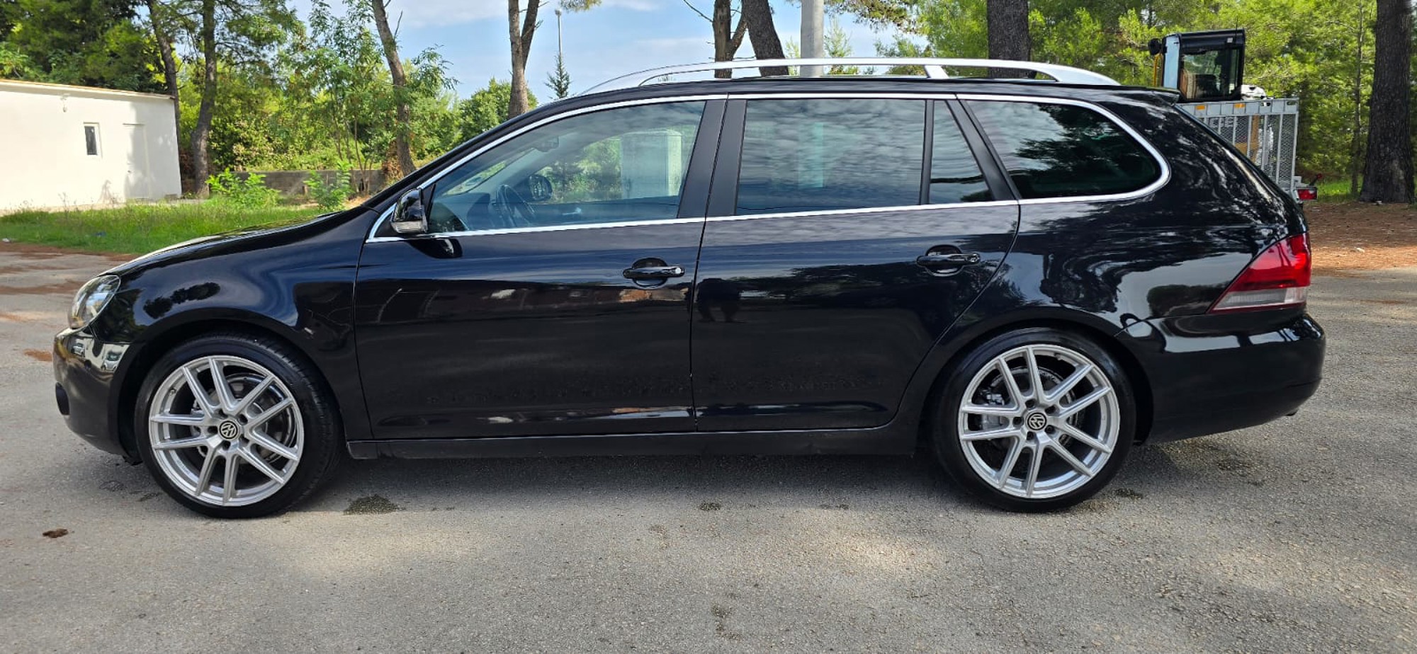 Golf 6 variant 1.6 Tdi Reg. 6/27, fotografija 2