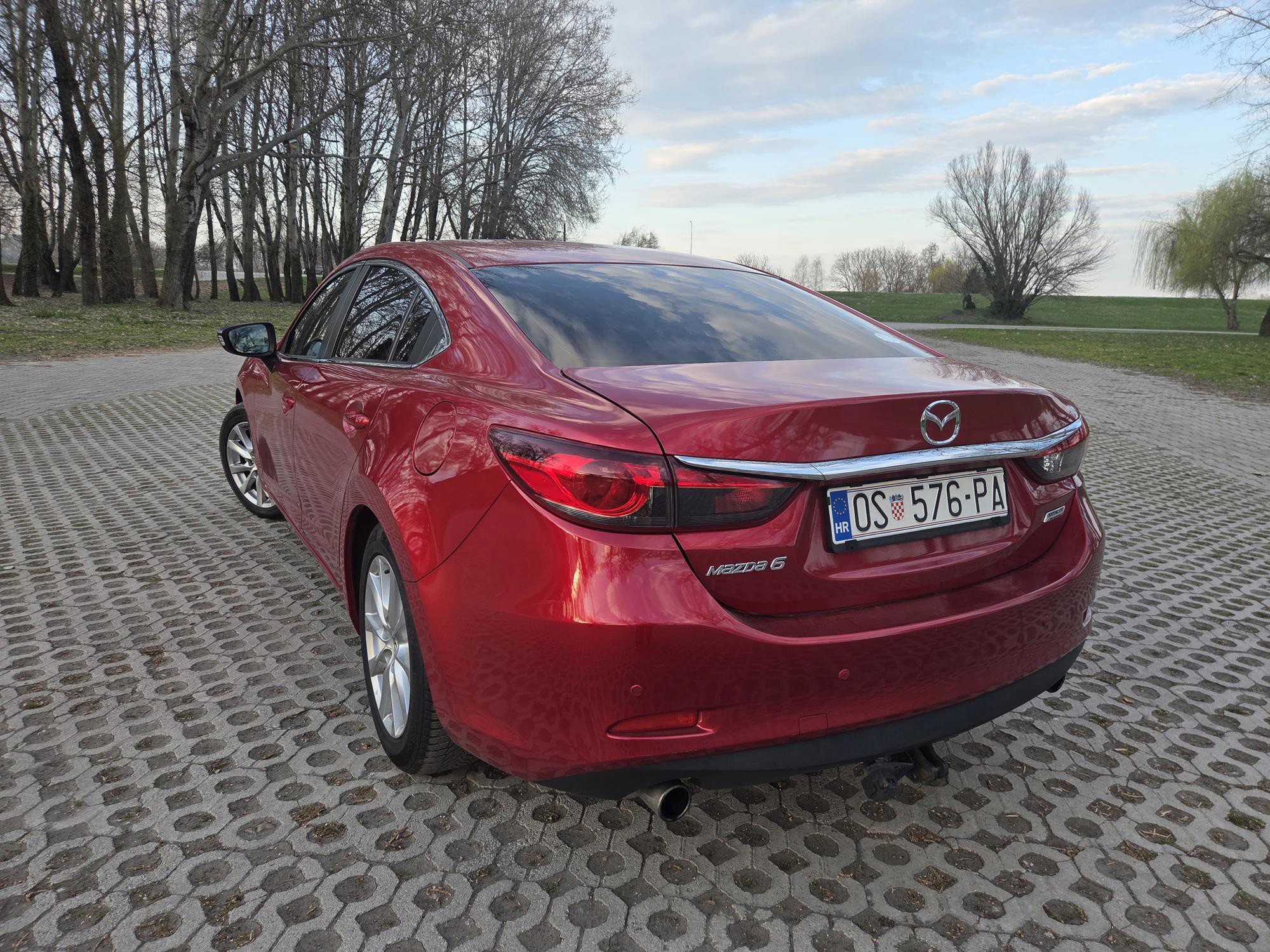 Mazda 6 2.2 D Skylease+, 2015.god., fotografija 3