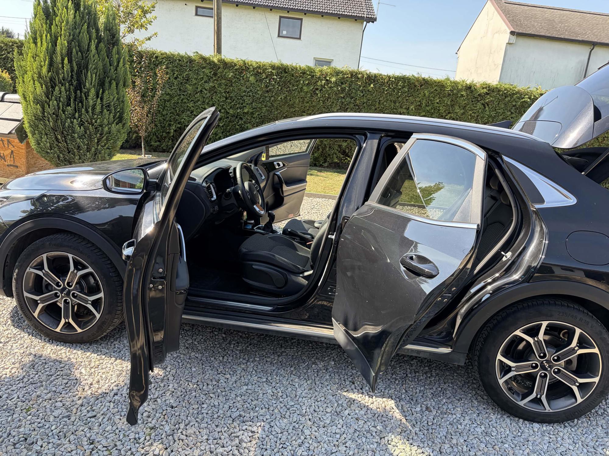 Kia Xceed 2021. god, u tvorničkoj garanciji, LED farovi, alu naplatci, fotografija 2