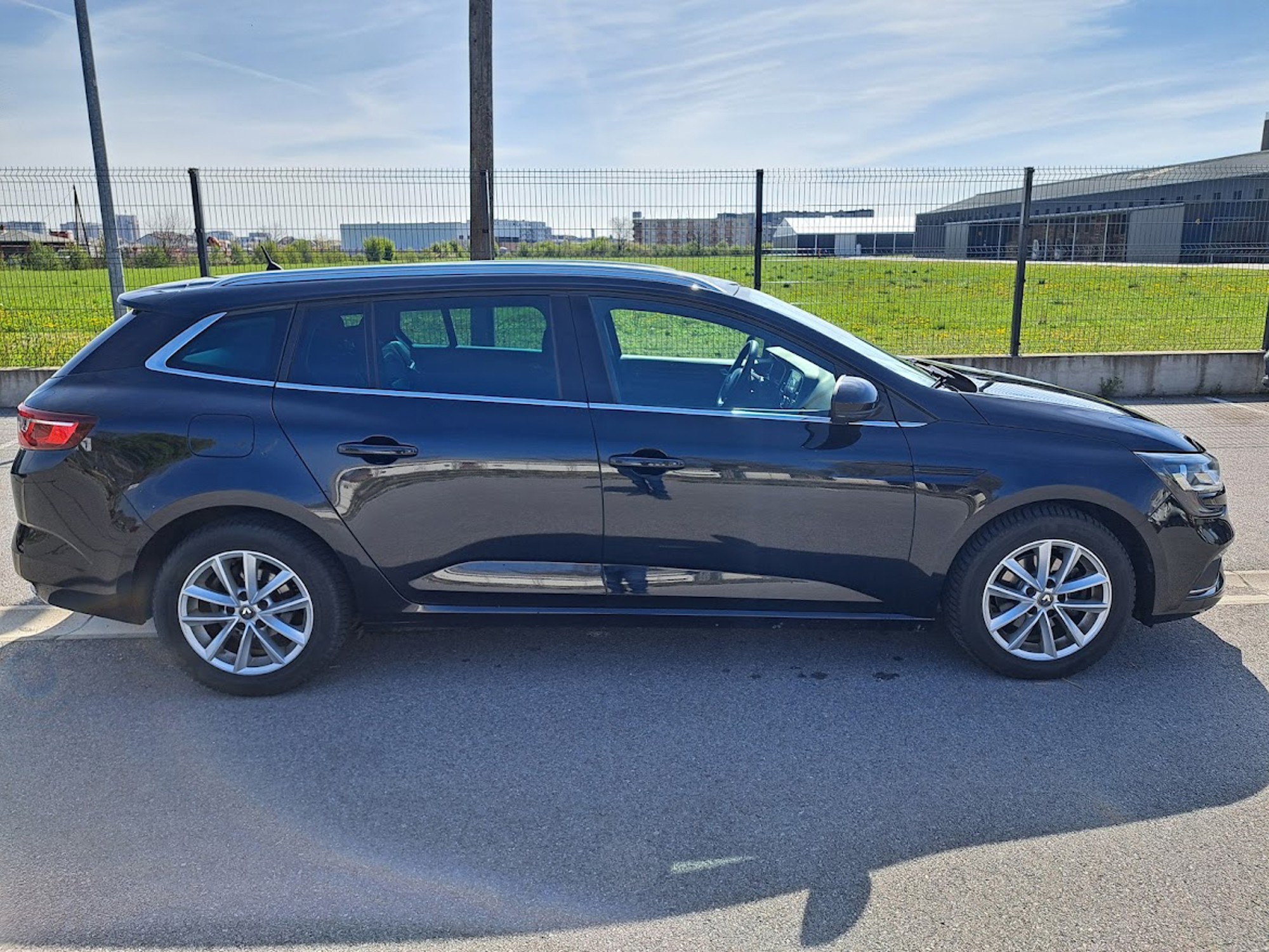 Renault Megane Grandtour 1.2 Zen Energy, fotografija 2