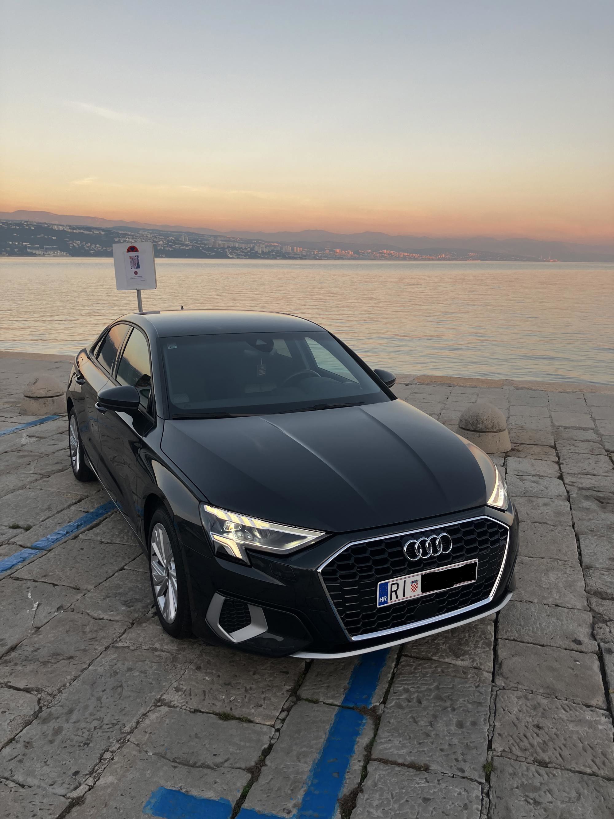 Audi A3 Limousine Advance + DSG 2023, fotografija 3
