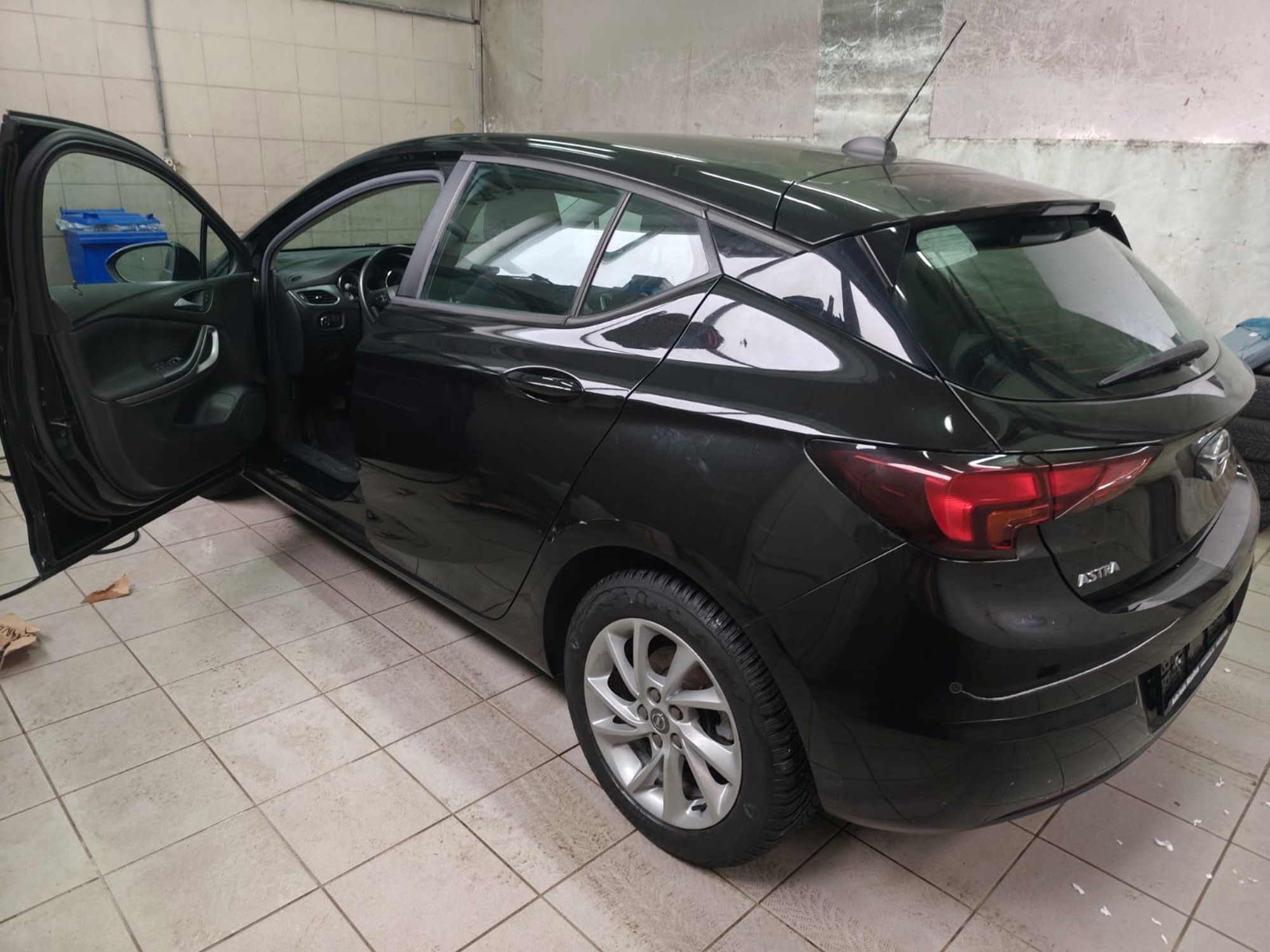 OPEL ASTRA 1,2 TURBO, fotografija 3
