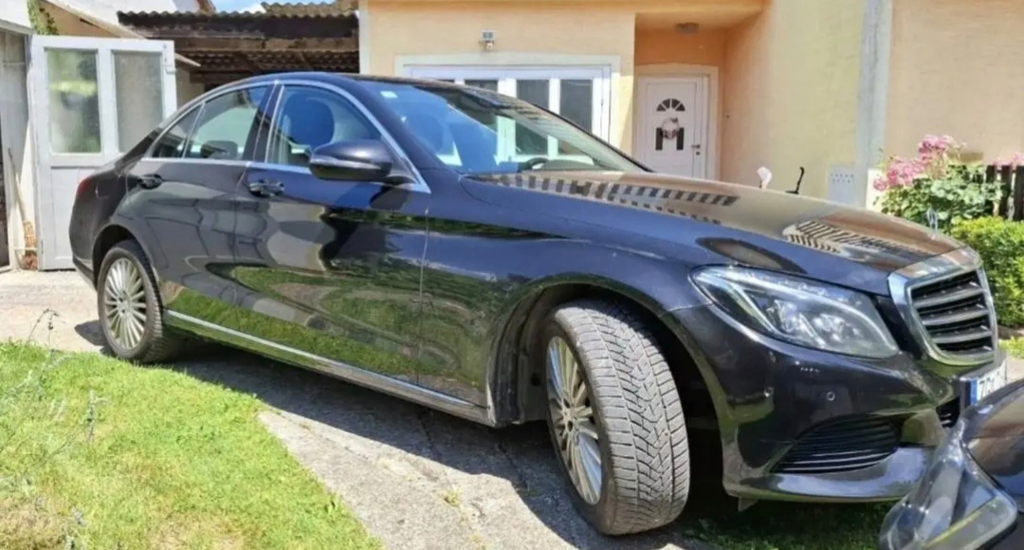 Mercedes Benz C klasa 180, pogled izvana - slika 3