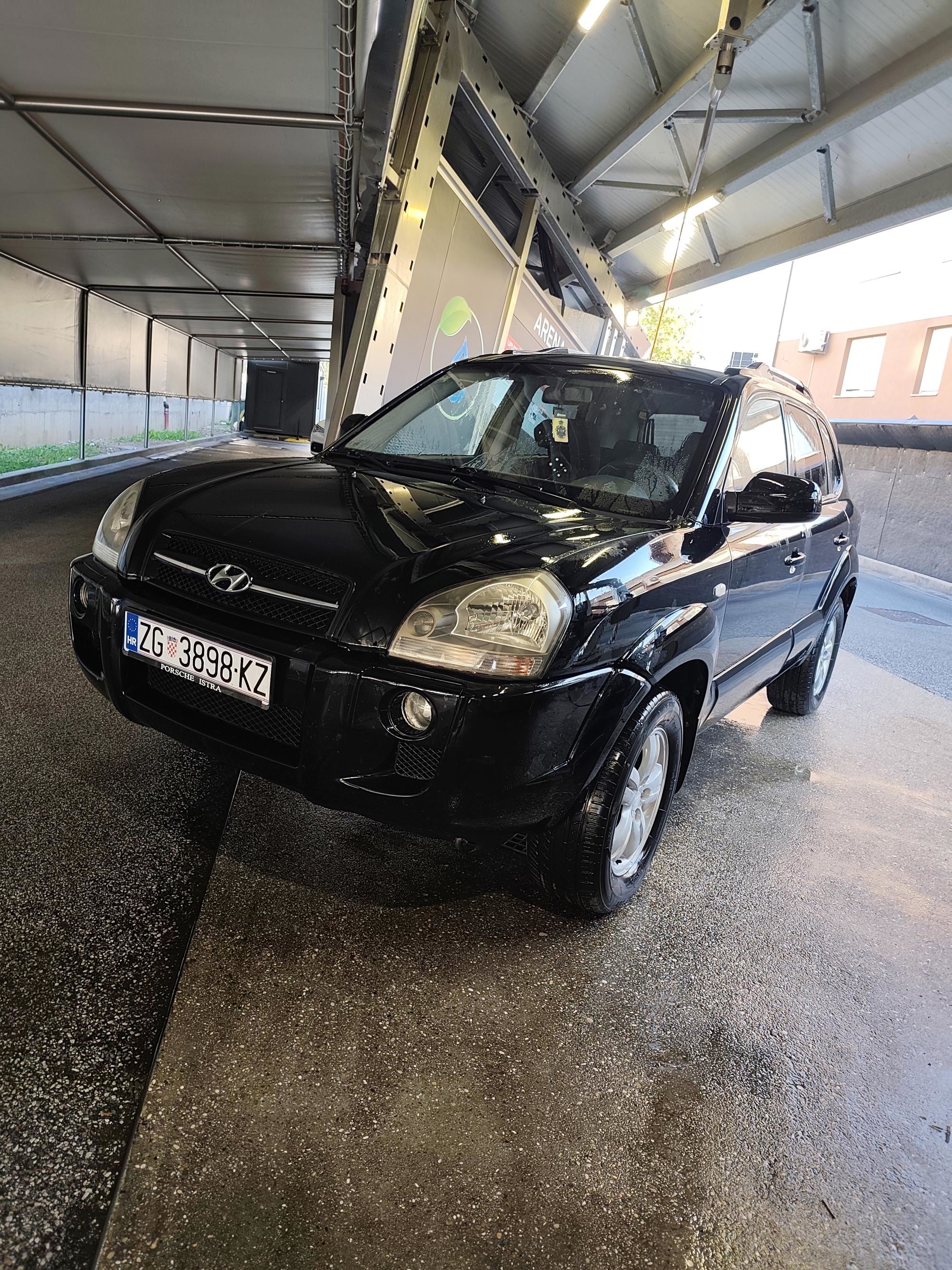 Hyundai Tucson 2.0 / 125tkm / servisiran, fotografija 4