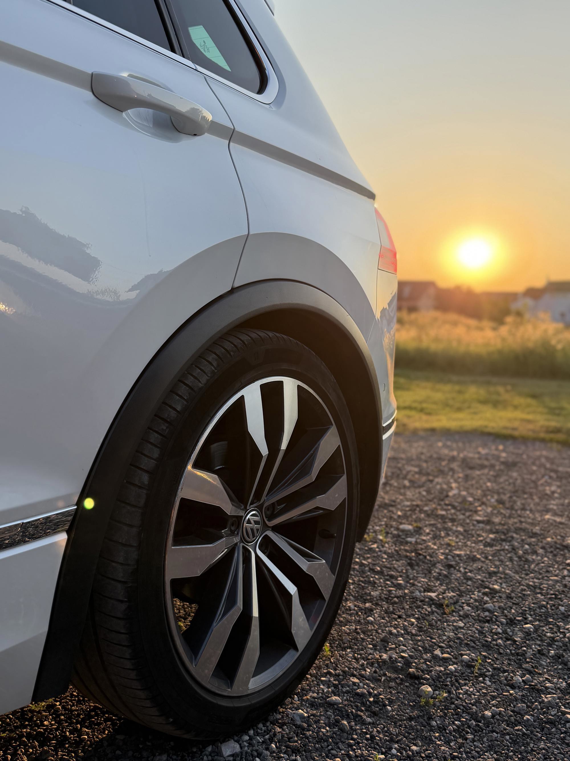 VW TIGUAN R-LINE 2019, fotografija 2