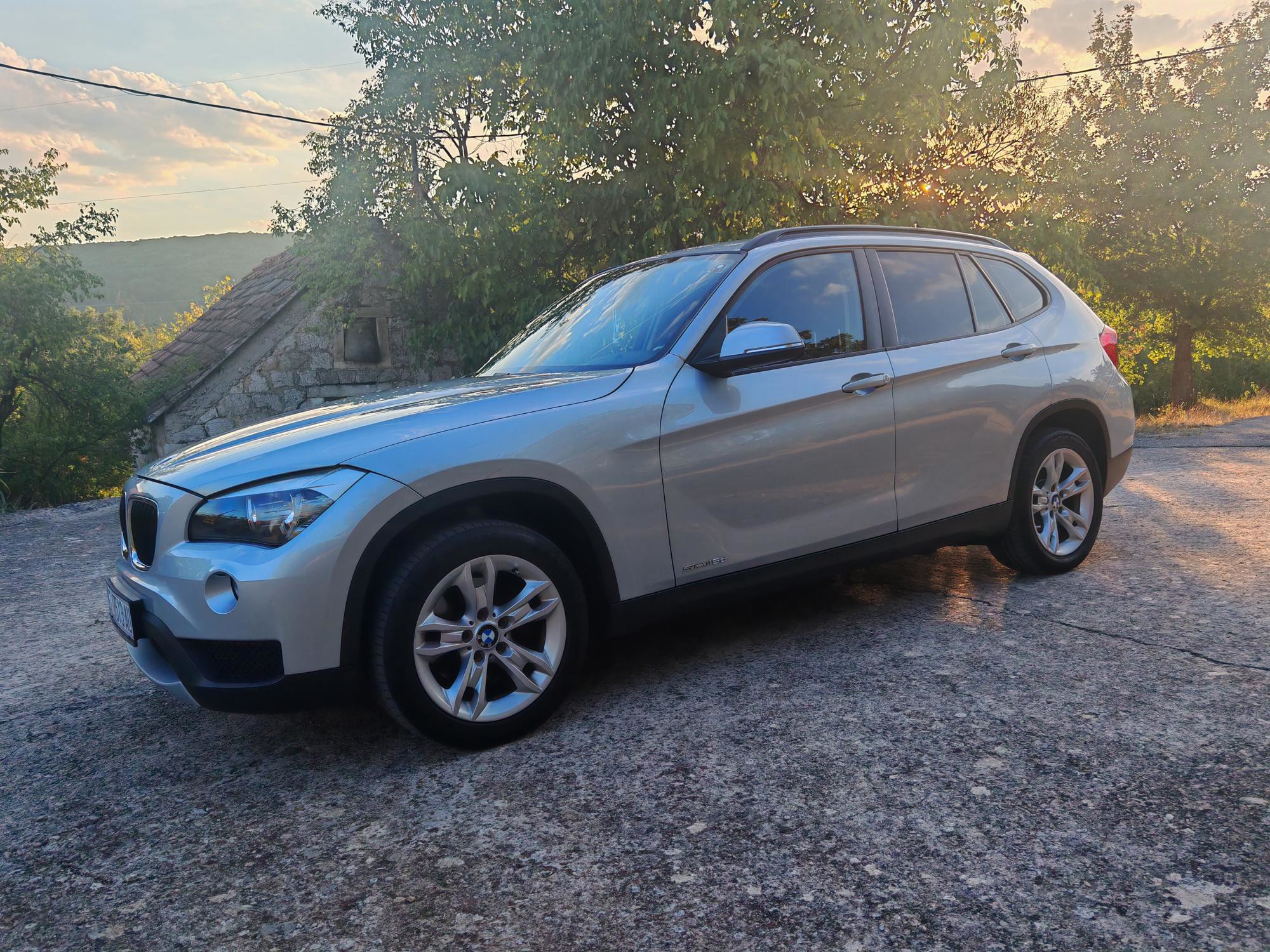 BMW X1 sDrive 16 D registriran do 09/2027, fotografija 4