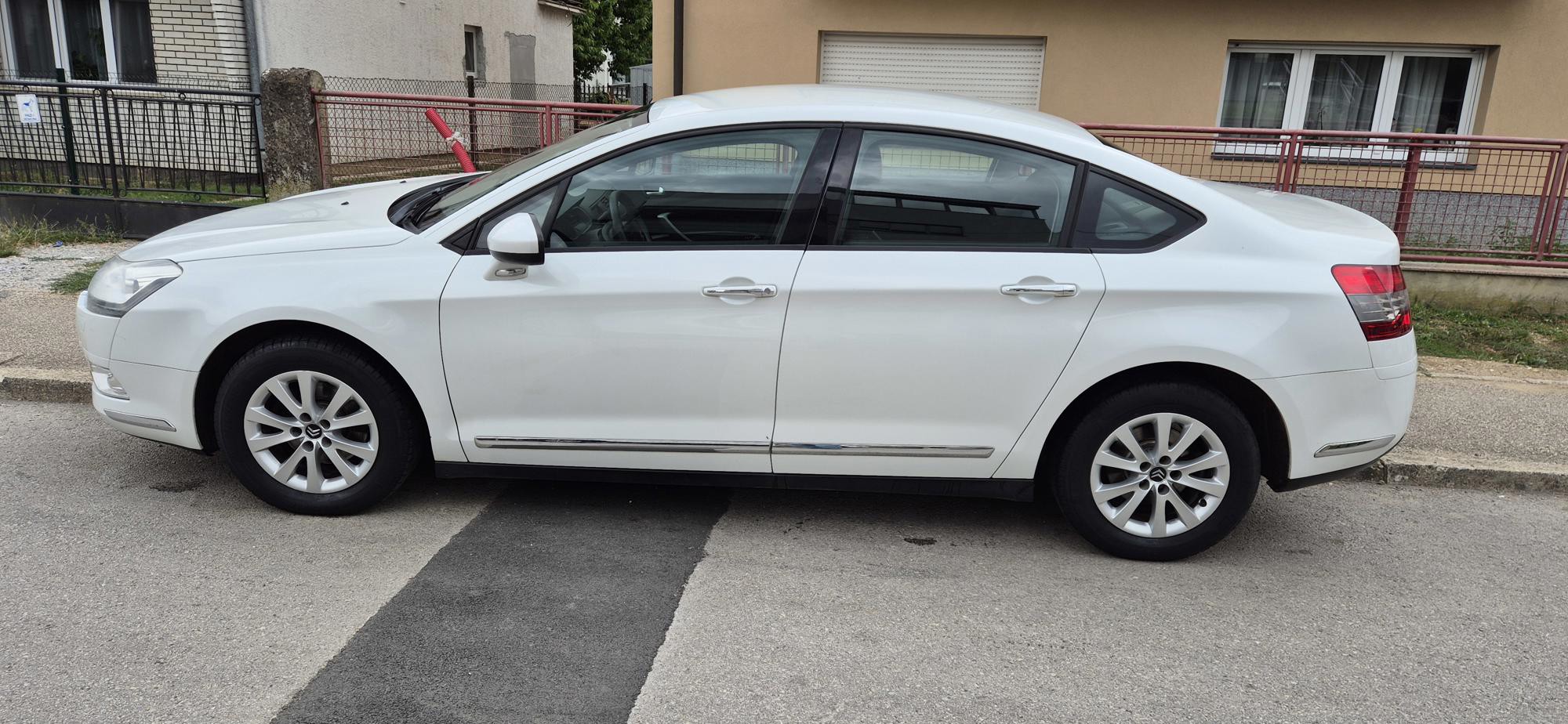 Prodajem Citroën C5, fotografija 3