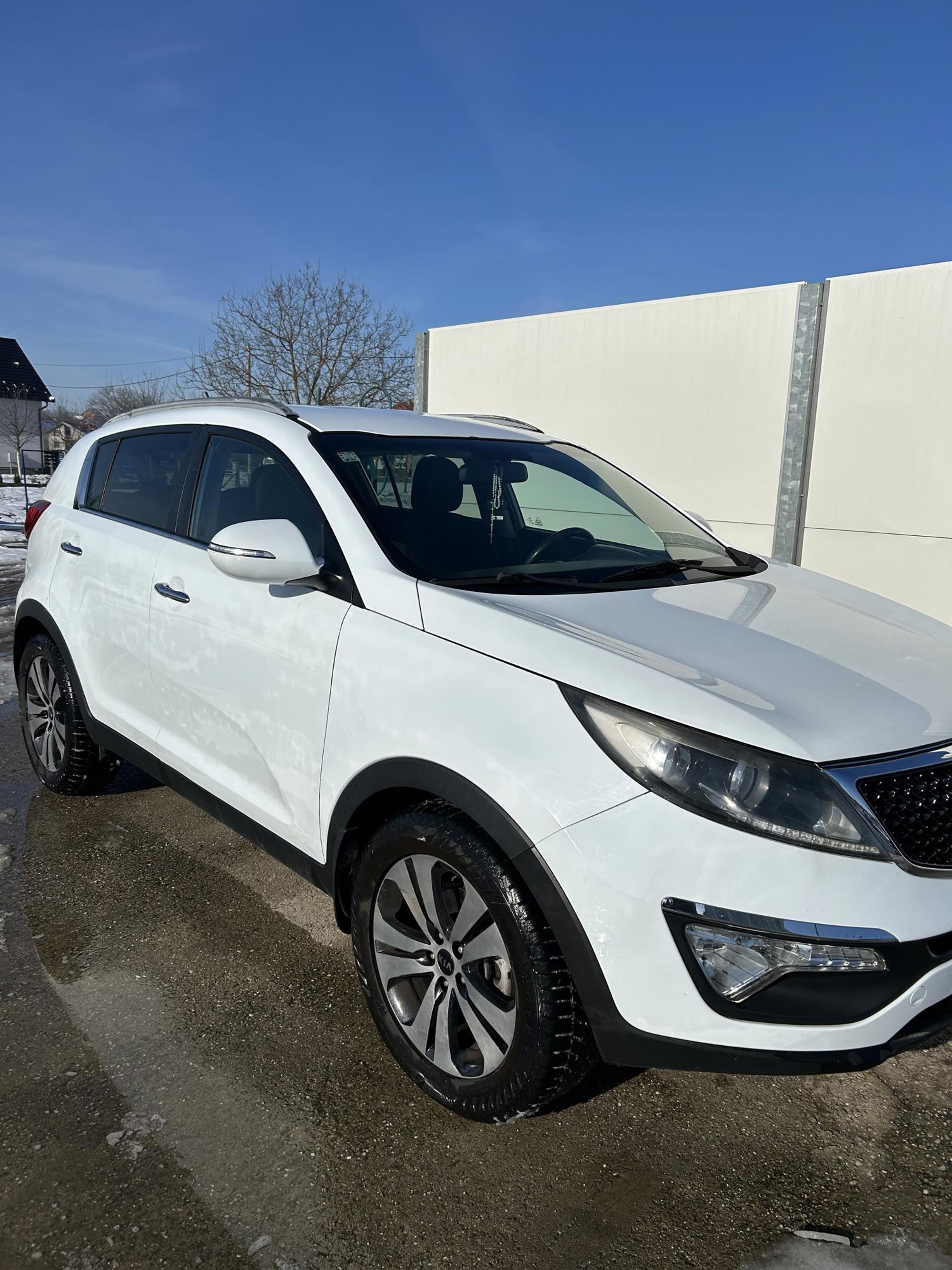 Kia Sportage 2012, fotografija 4