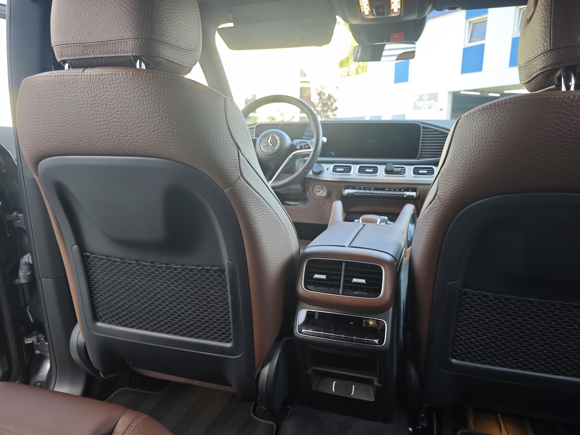 Mercedes GLE 350de, 2024. god., oprema full osim AMG, garancija do 2028., odlicno stanje, fotografija 12