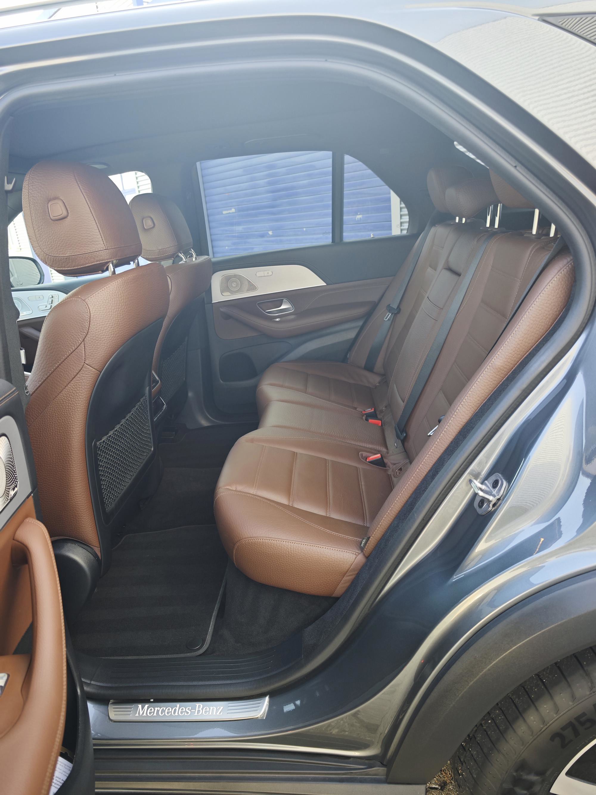 Mercedes GLE 350de, 2024. god., oprema full osim AMG, garancija do 2028., odlicno stanje, fotografija 10