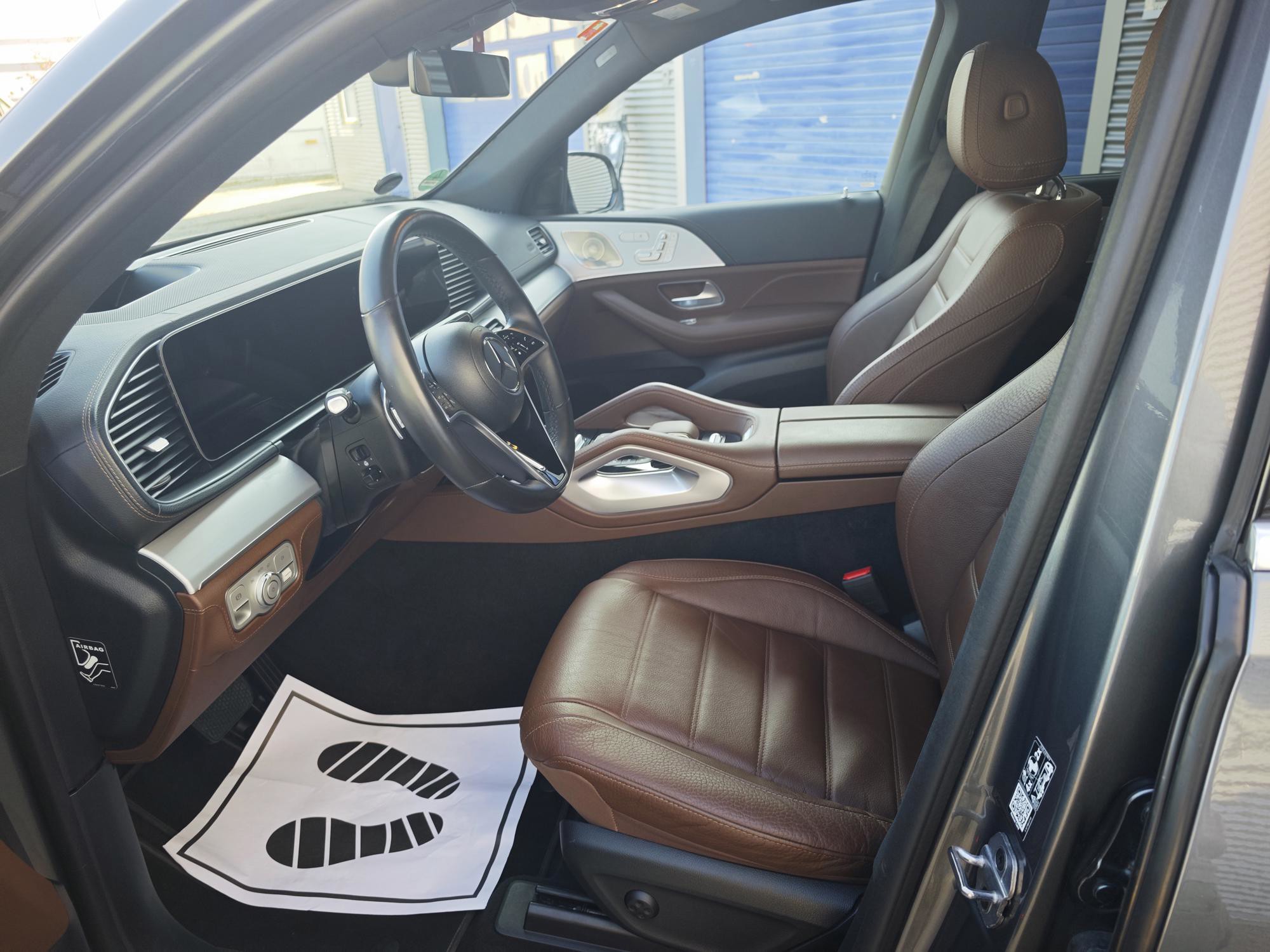 Mercedes GLE 350de, 2024. god., oprema full osim AMG, garancija do 2028., odlicno stanje, fotografija 7
