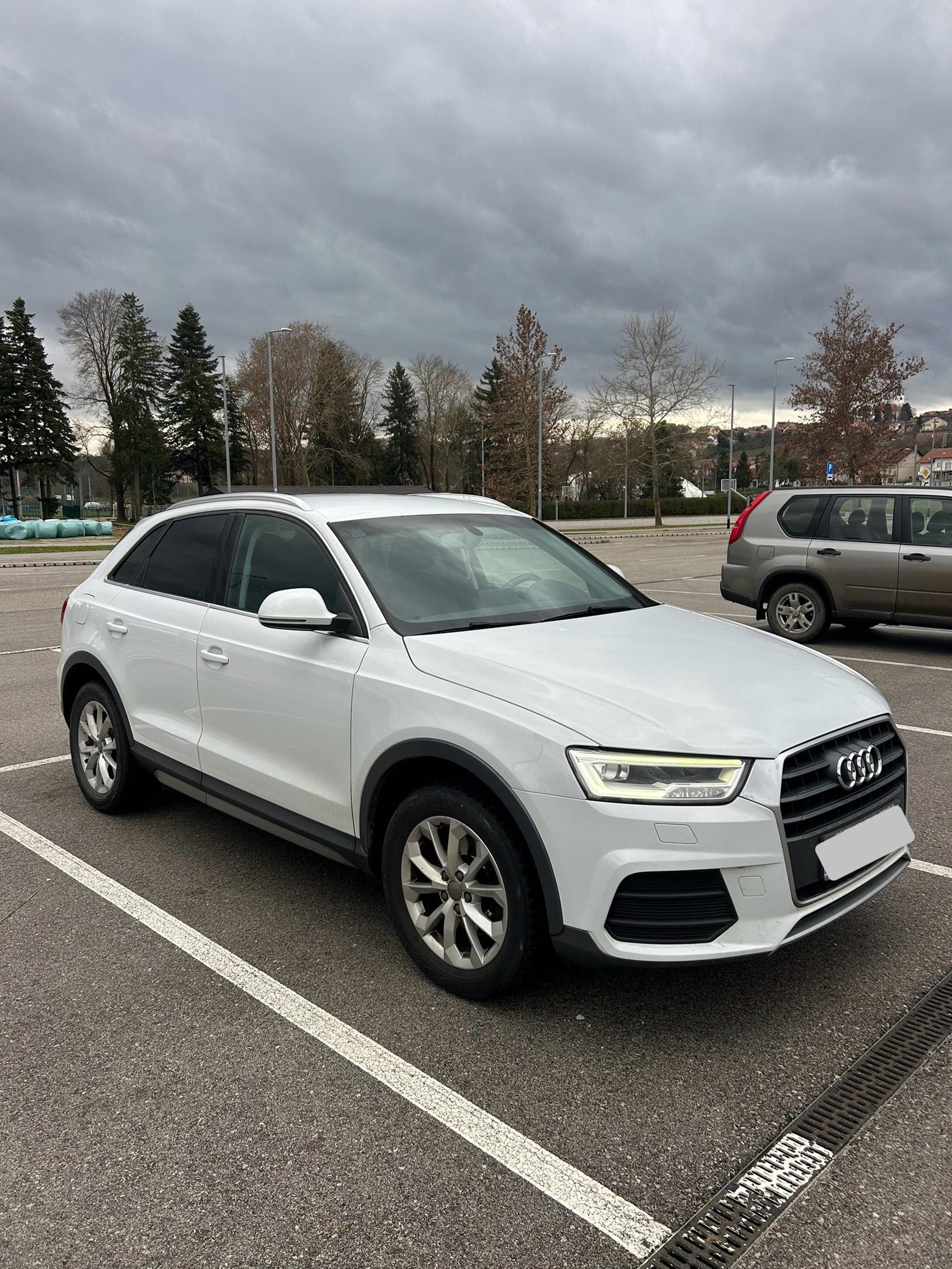 Audi Q3 2,0 TDI, fotografija 3