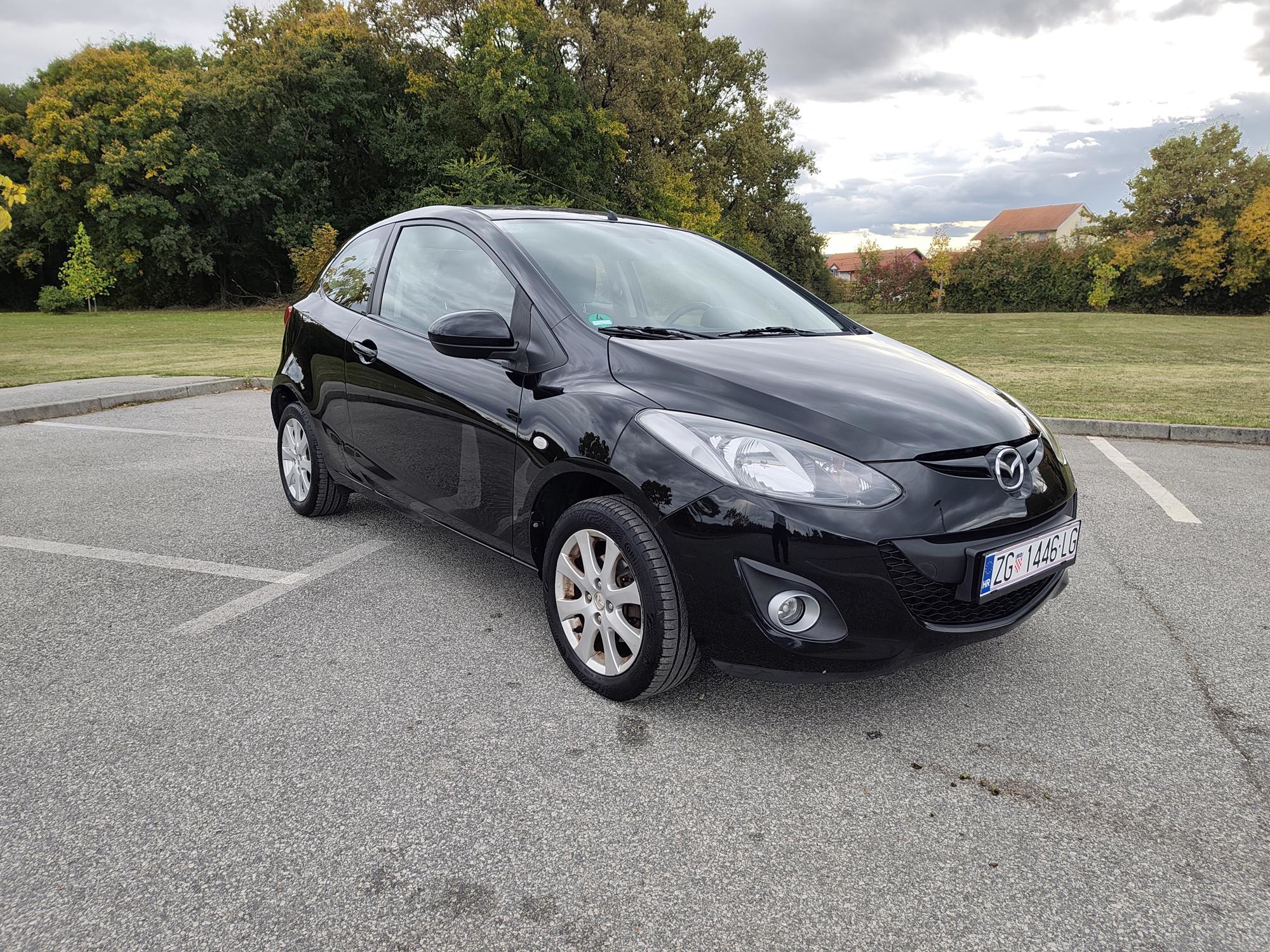 *Mazda 2 1.4 benzin-146000 KM-2010 GOD-KLIMA-REG 4/27-ODLIČAN*, fotografija 2