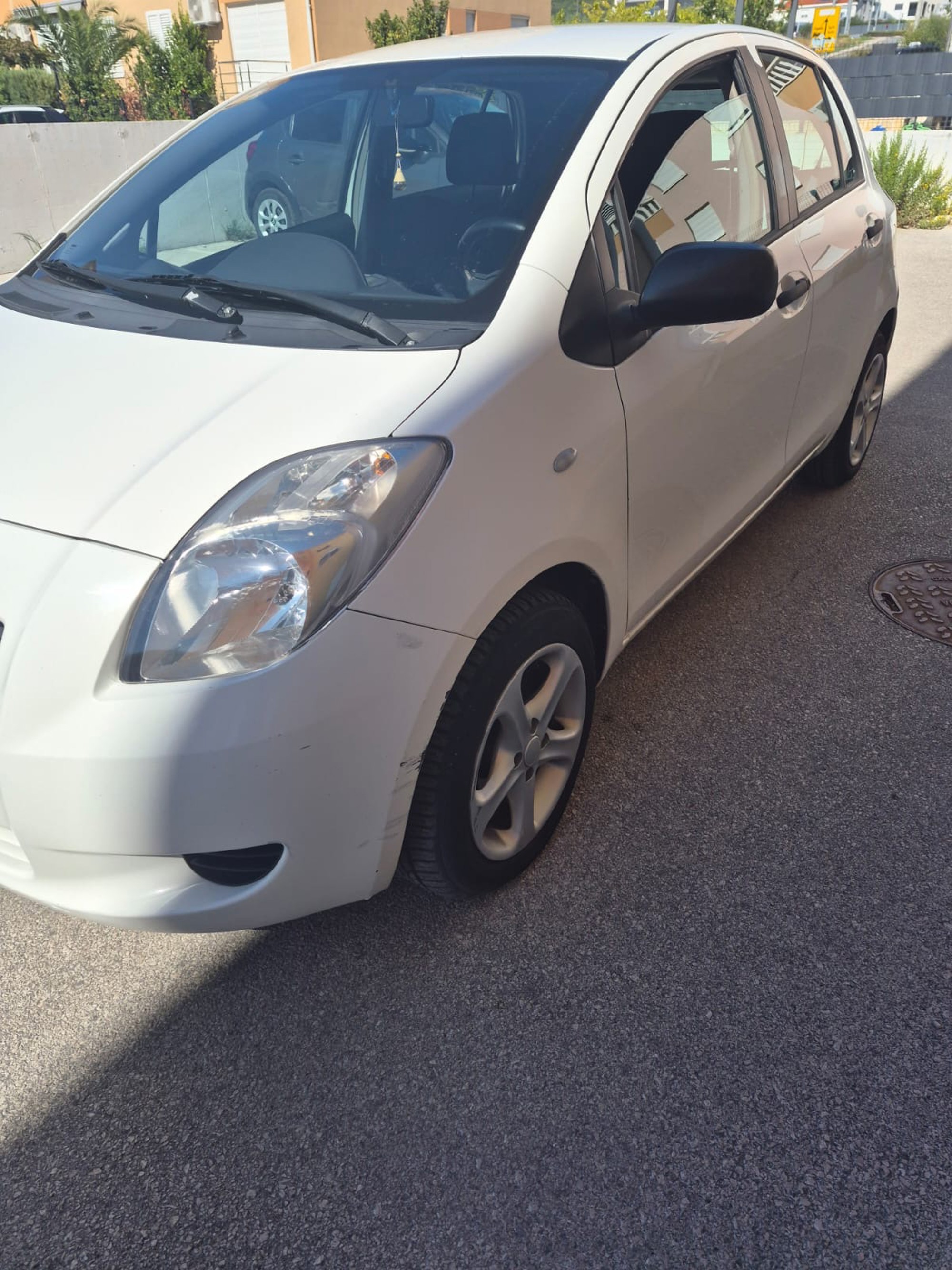 Tojota Yaris 2007 godište, fotografija 3